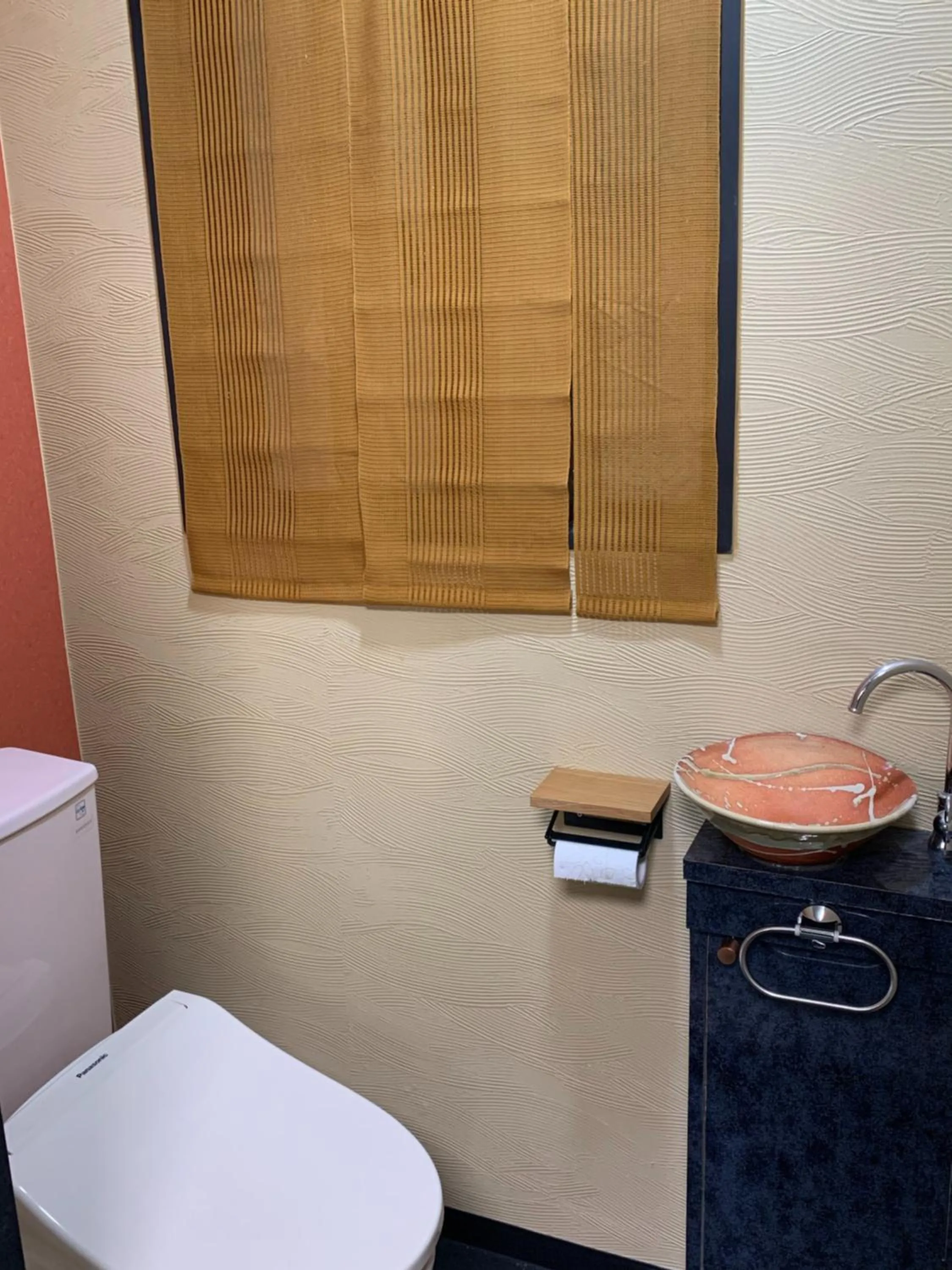 Toilet in Maximum of 21 people can be rented in one building 3 minutes walk to Tomari Port 10 minutes drive to the airport No parking lot 30 seconds walk from paid parking lot warayunso port city May