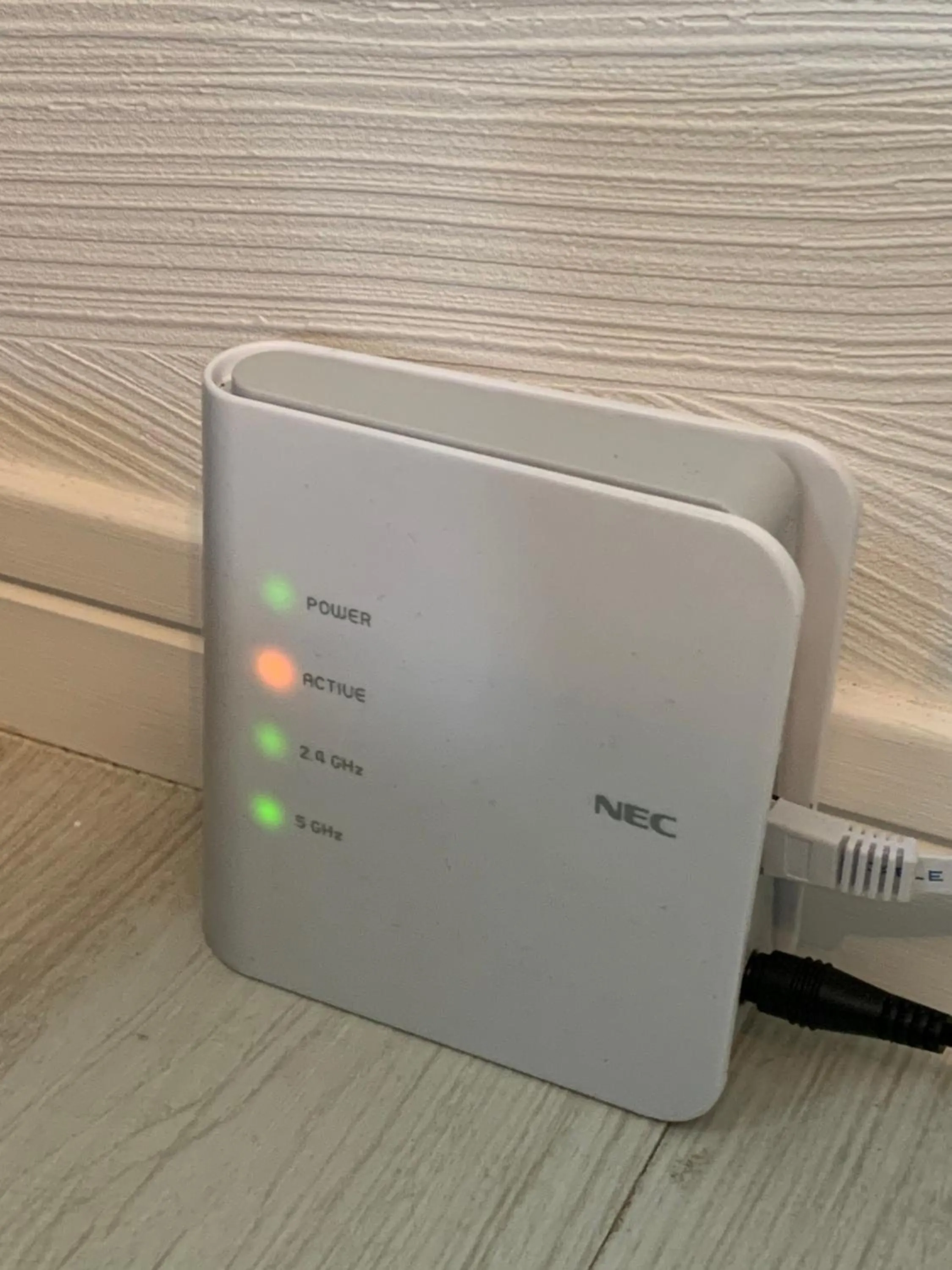 TV and multimedia in Maximum of 21 people can be rented in one building 3 minutes walk to Tomari Port 10 minutes drive to the airport No parking lot 30 seconds walk from paid parking lot warayunso port city May