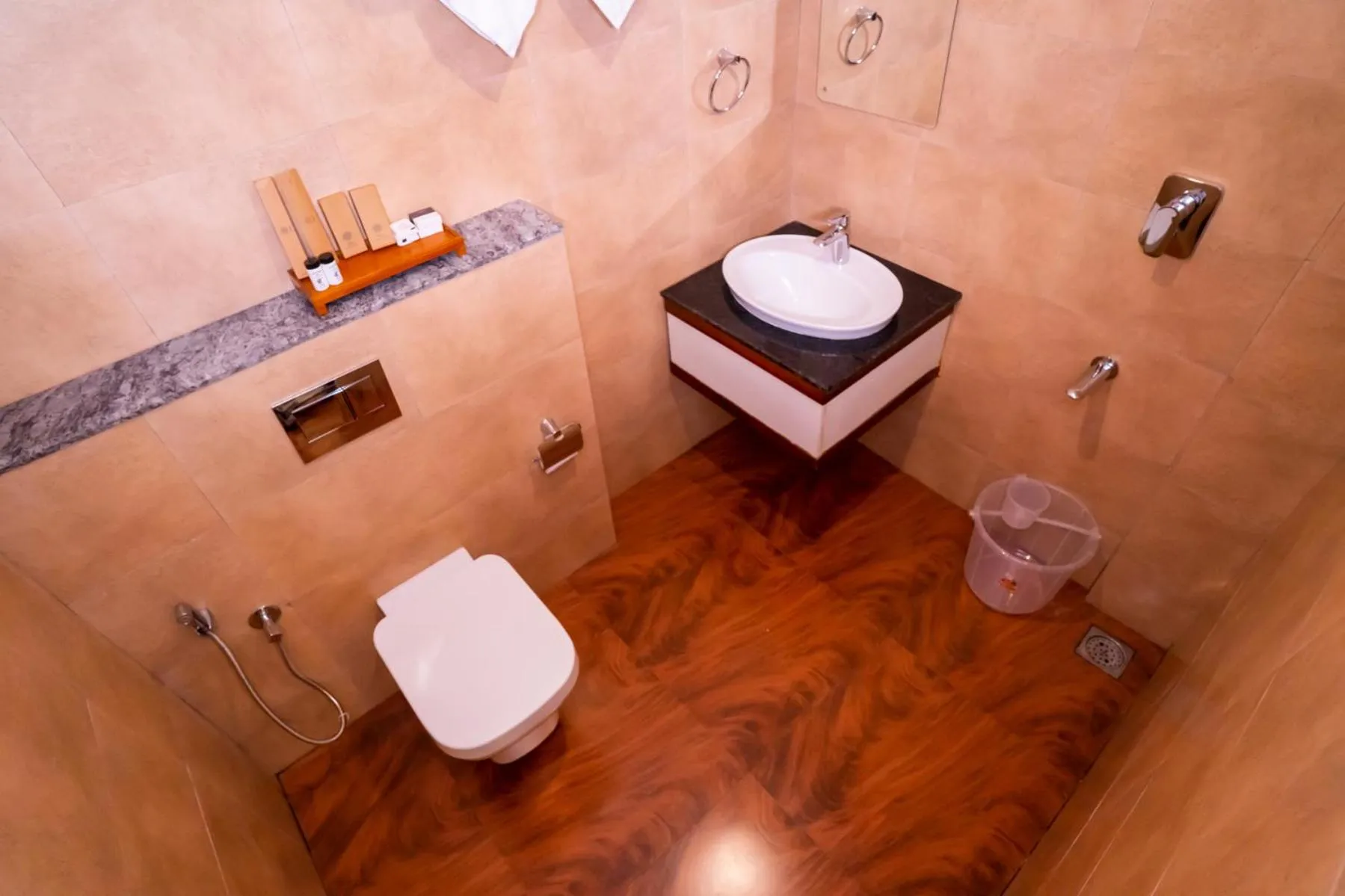 Toilet in Trivers Resort Munnar