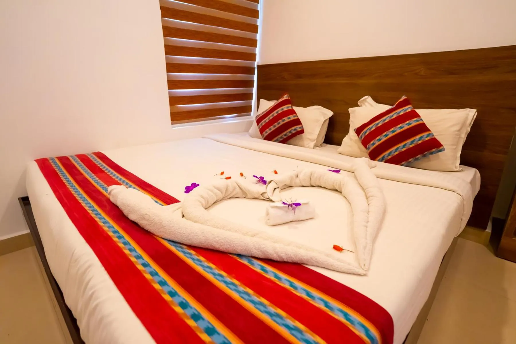 Bed in Trivers Resort Munnar