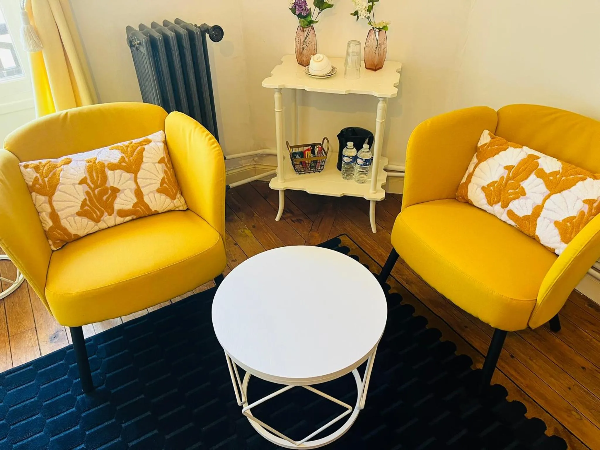 Seating area in Maison de la Comtesse