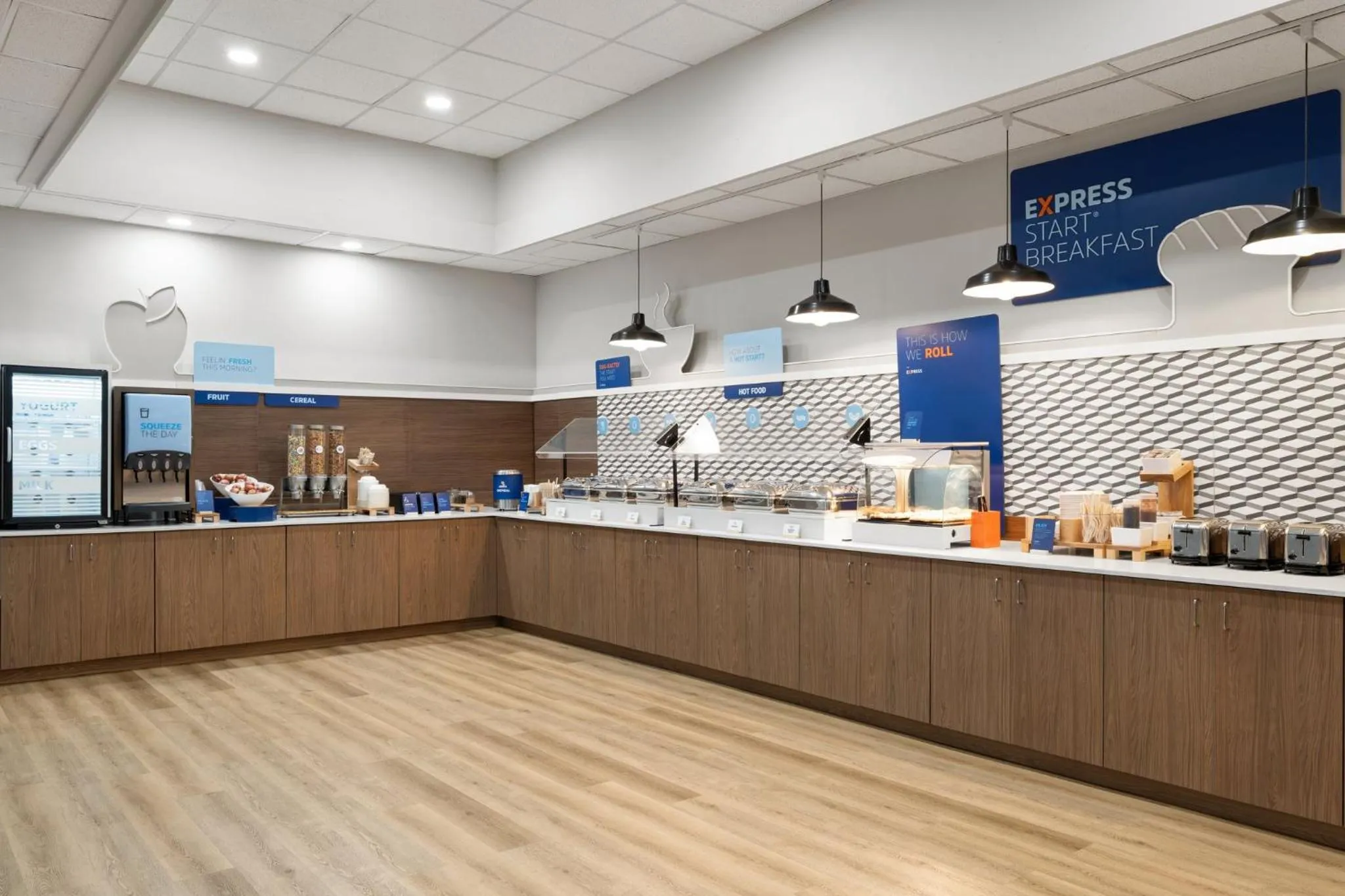 Breakfast in Holiday Inn Express Denver Central - North