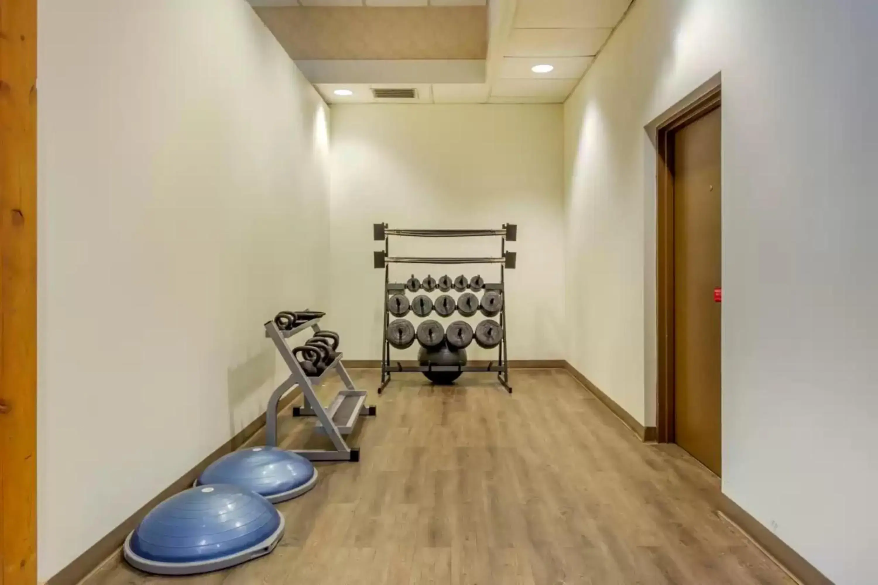 Fitness centre/facilities in Holiday Inn Express Denver Central - North Fitness centre/facilities in Holiday Inn Express Denver Central - North