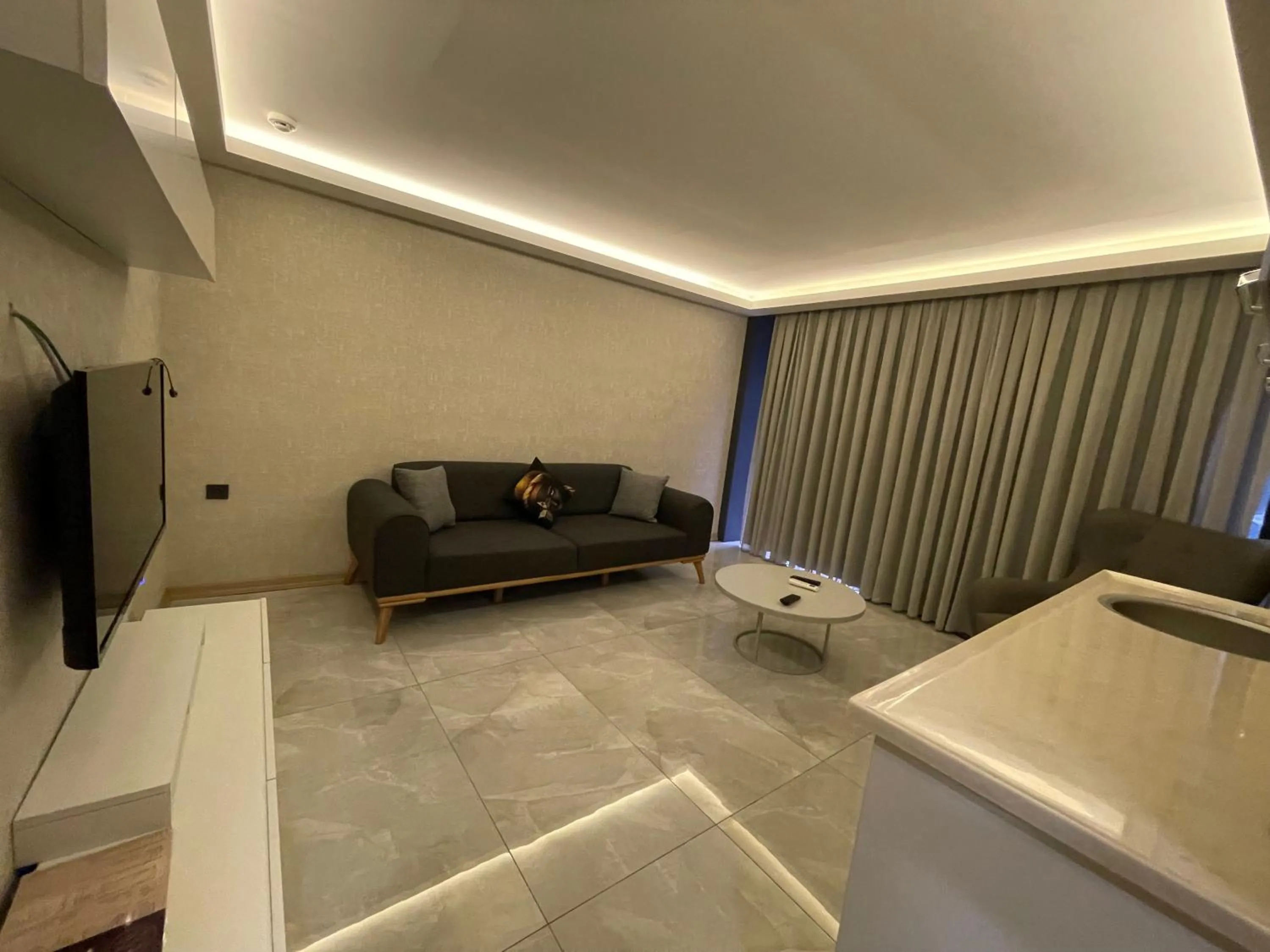 Living room in Le Luxe Suites Hotel