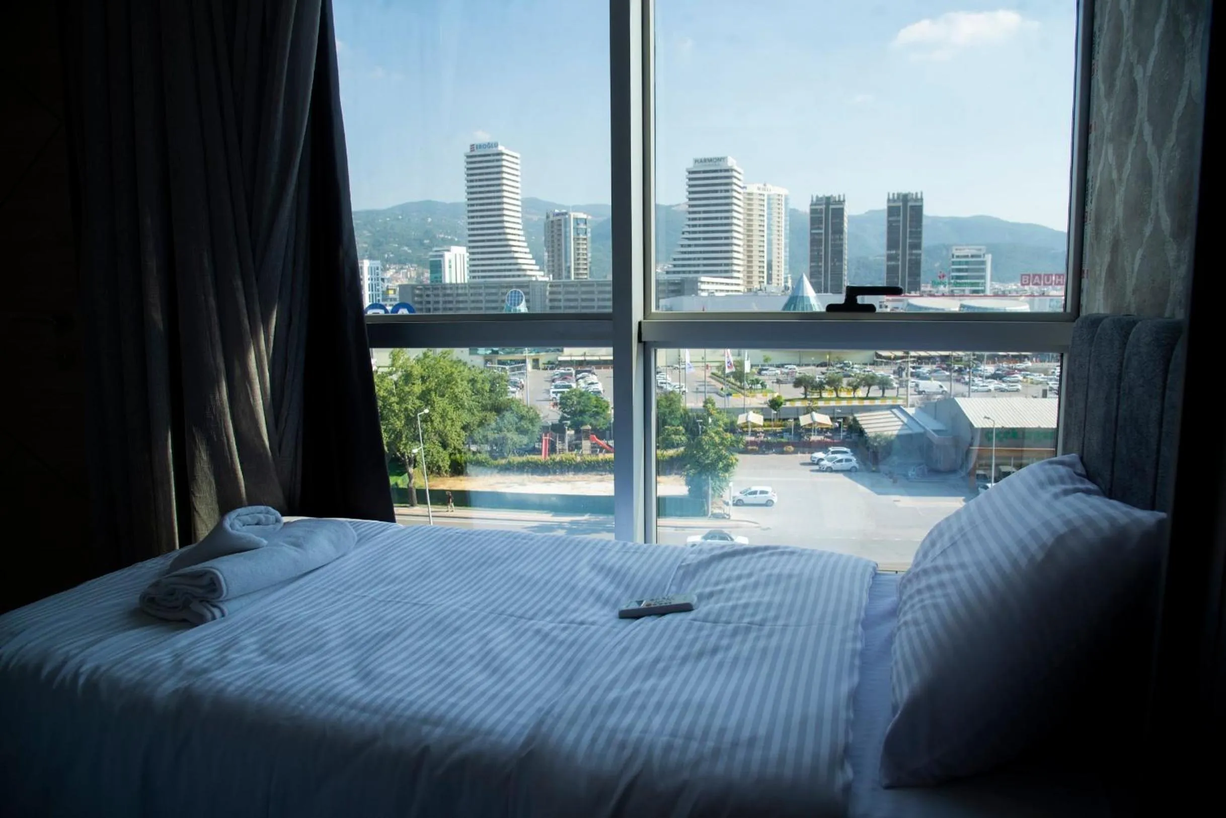 Bed in Le Luxe Suites Hotel