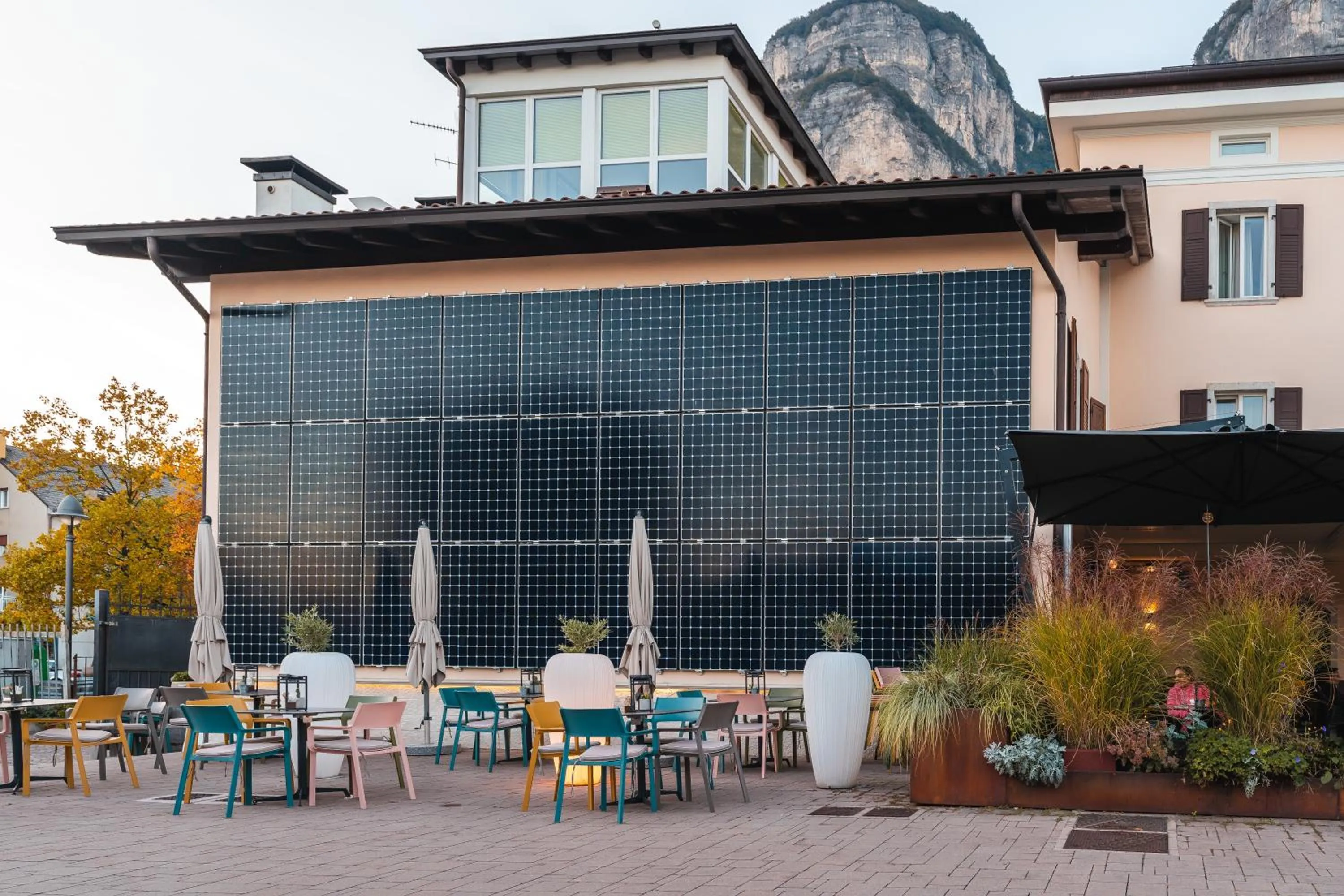 Garden view in Albergo Caffe Centrale