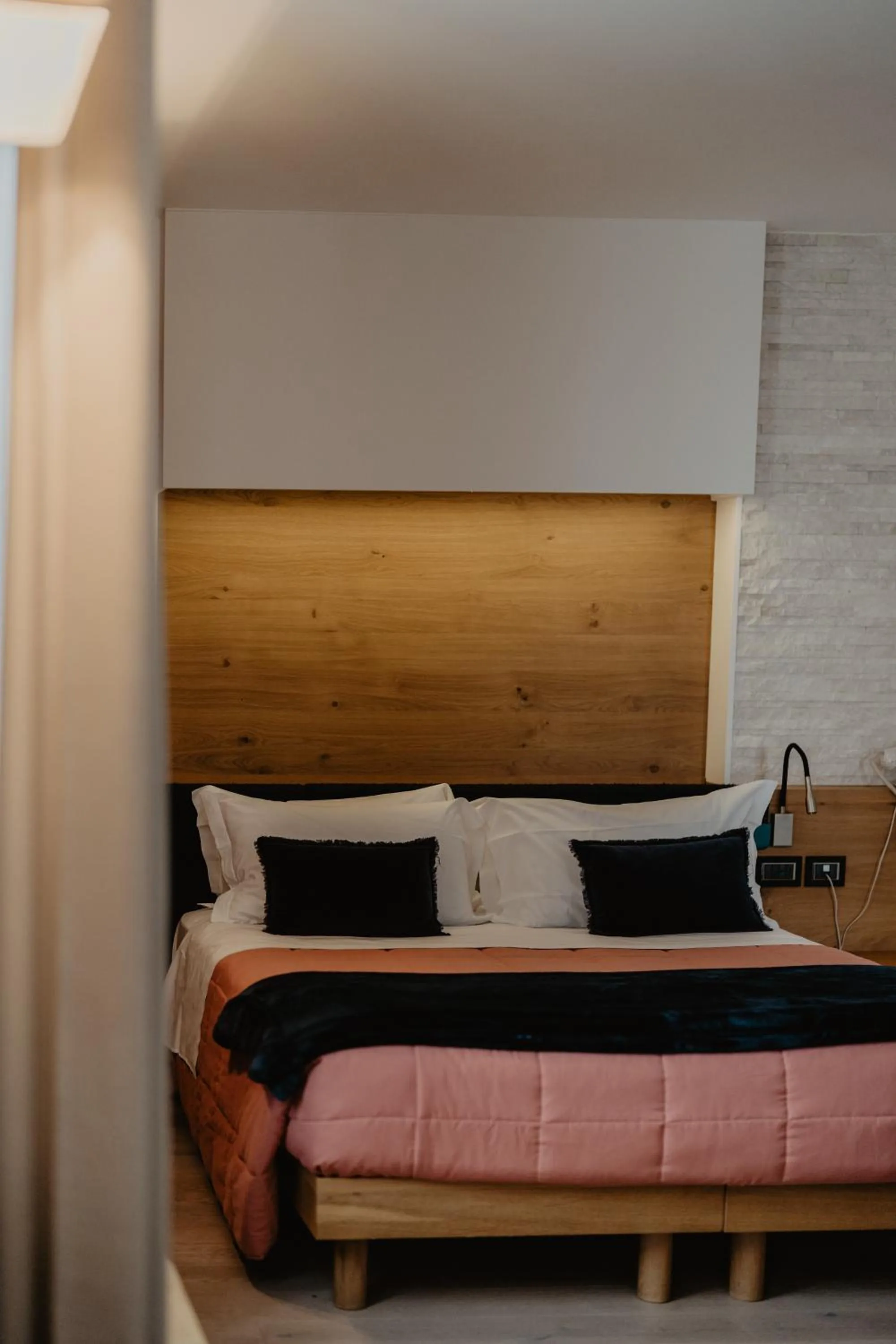 Bed in Albergo Caffe Centrale