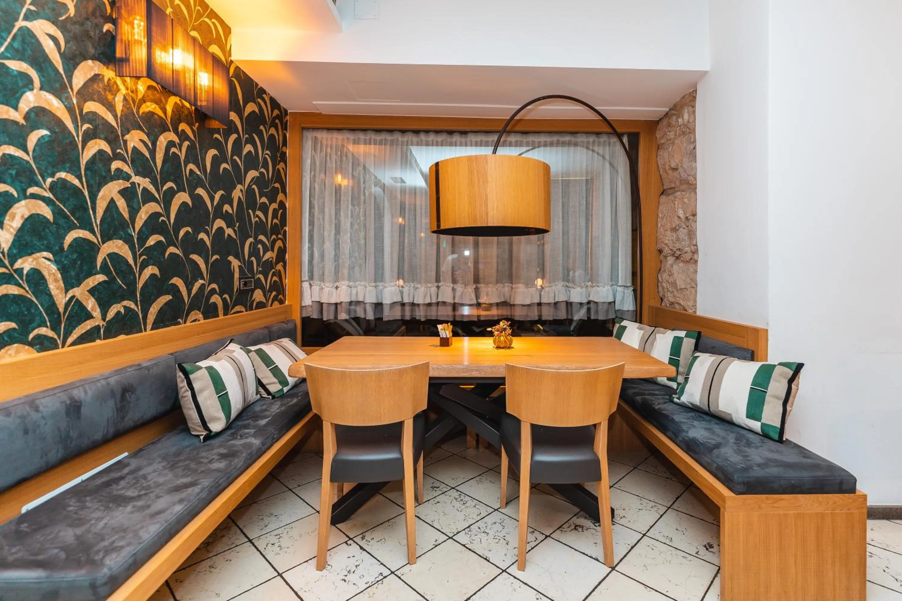 Dining area in Albergo Caffe Centrale