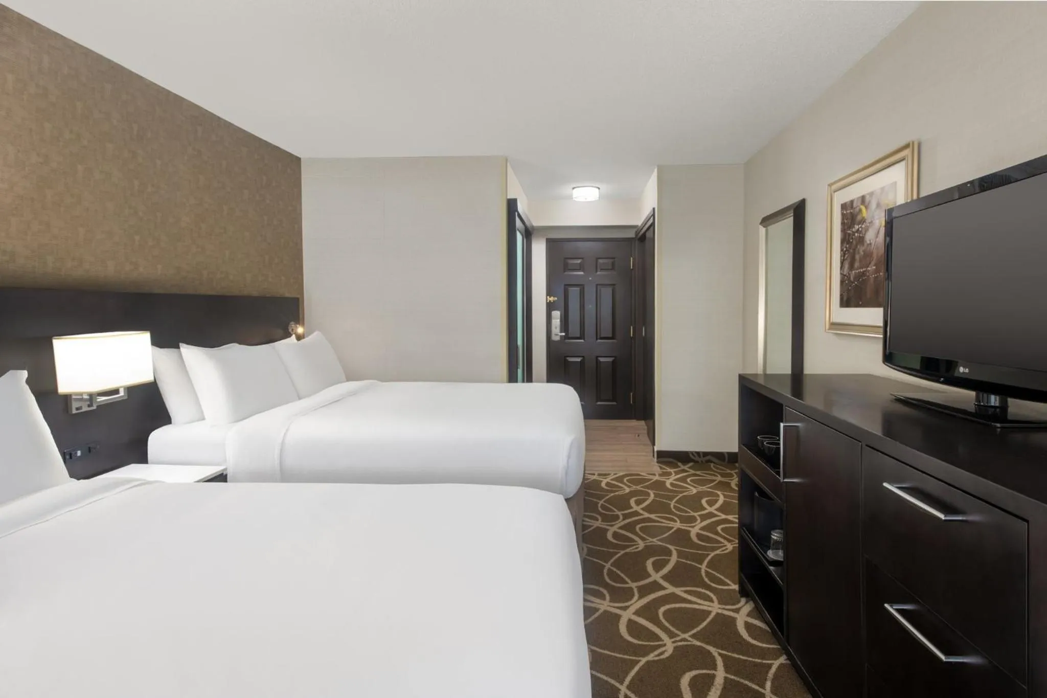 Photo of the whole room, Bed in Crowne Plaza Kitchener-Waterloo by IHG