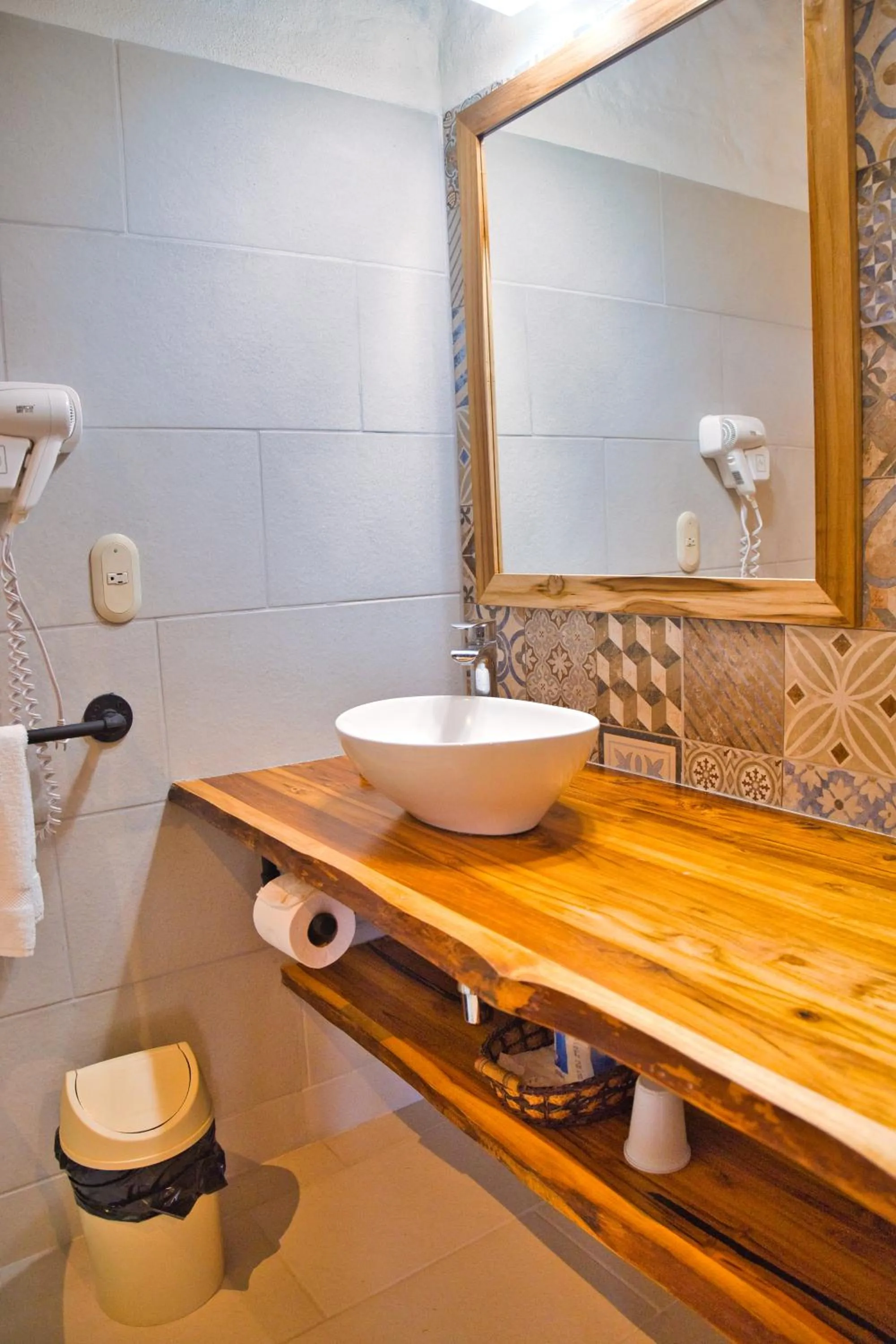Bathroom in Samara Pacific Lodge