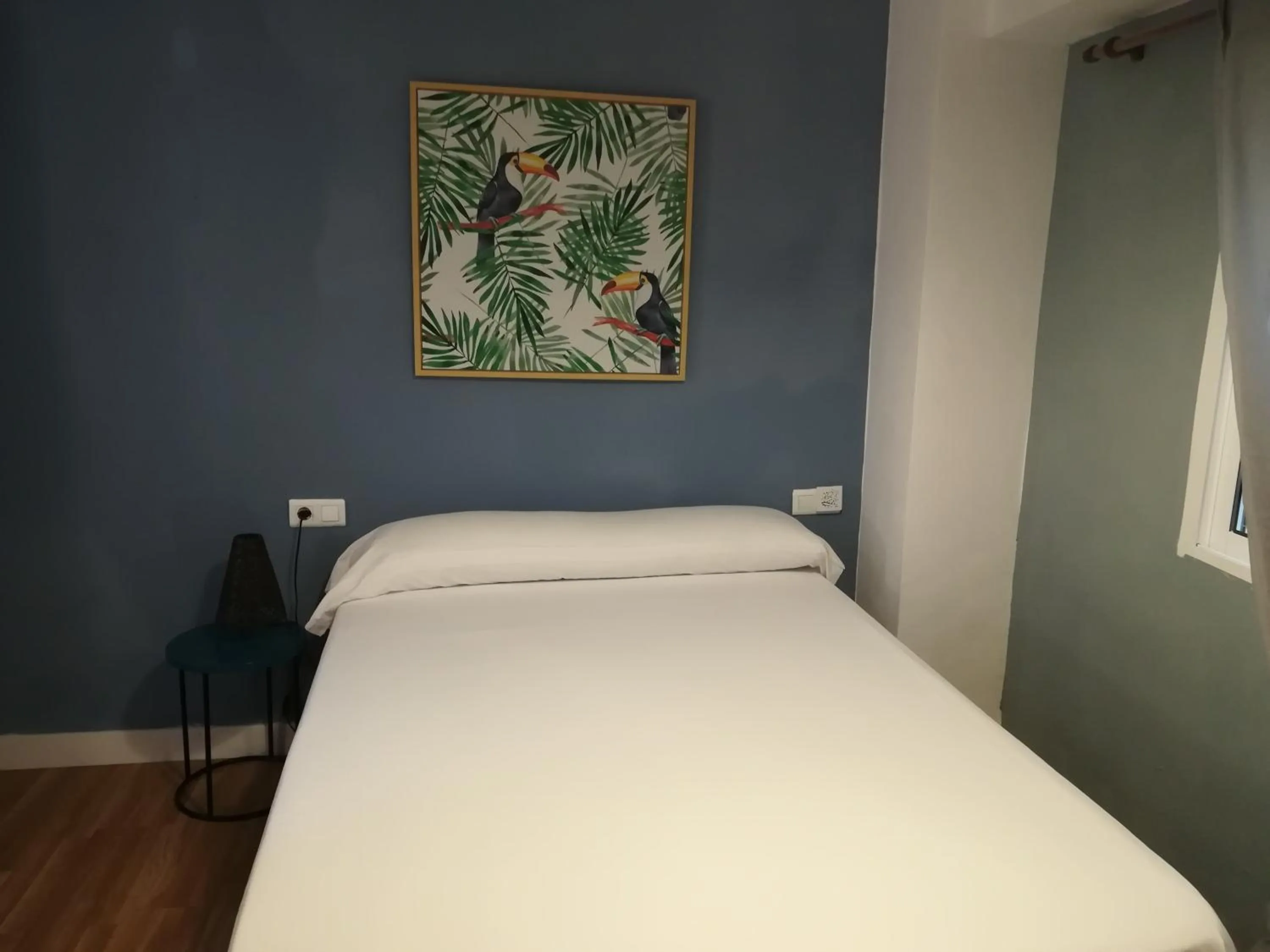 Bedroom, Bed in Hostal The Monkey Room