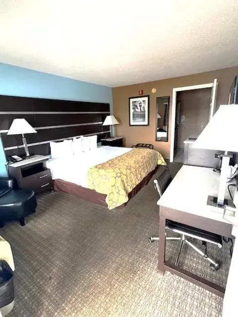 Bed in Baymont by Wyndham Gaffney Bed in Baymont by Wyndham Gaffney