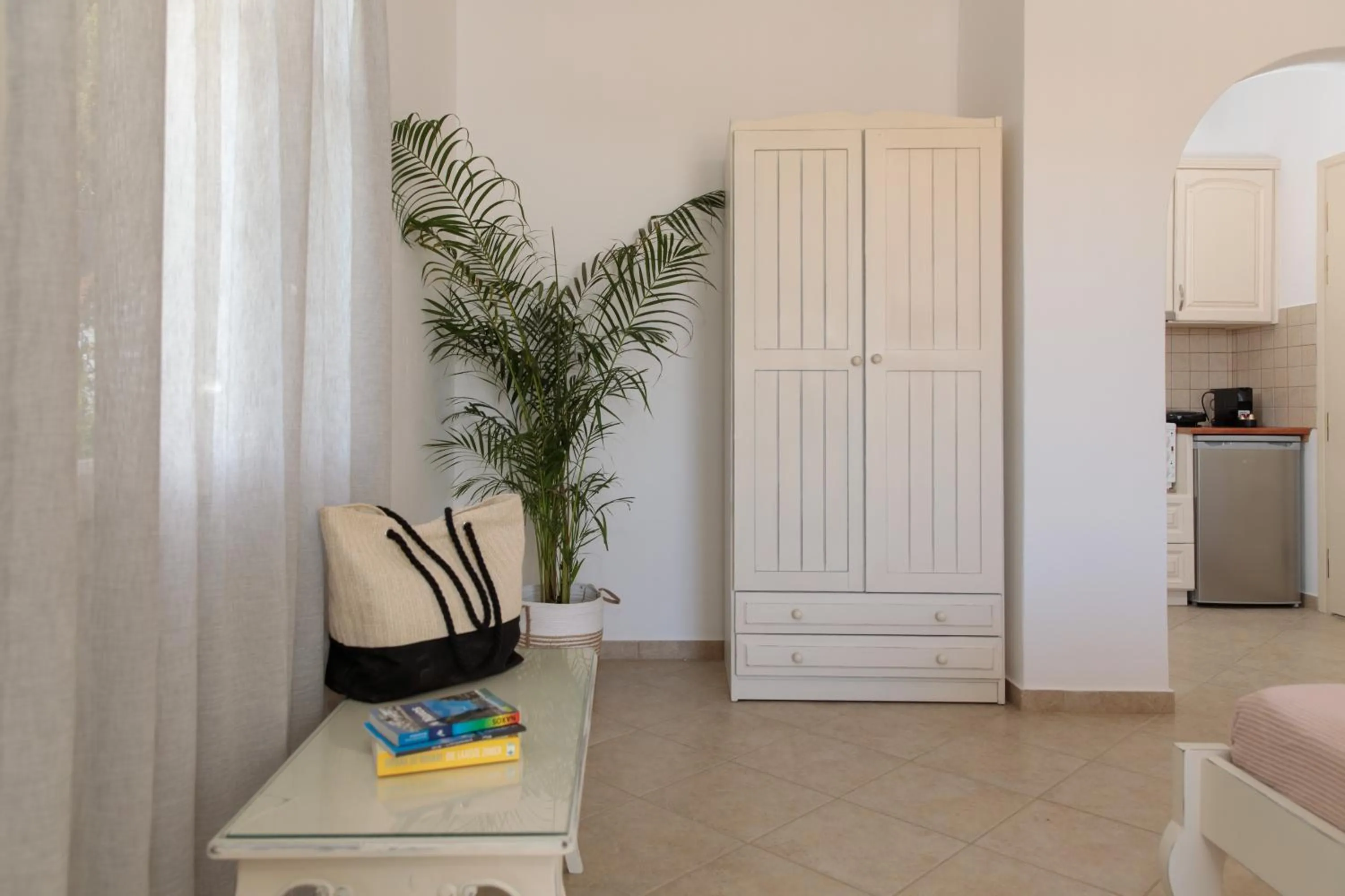 wardrobe in Maria's Rooms & Studios