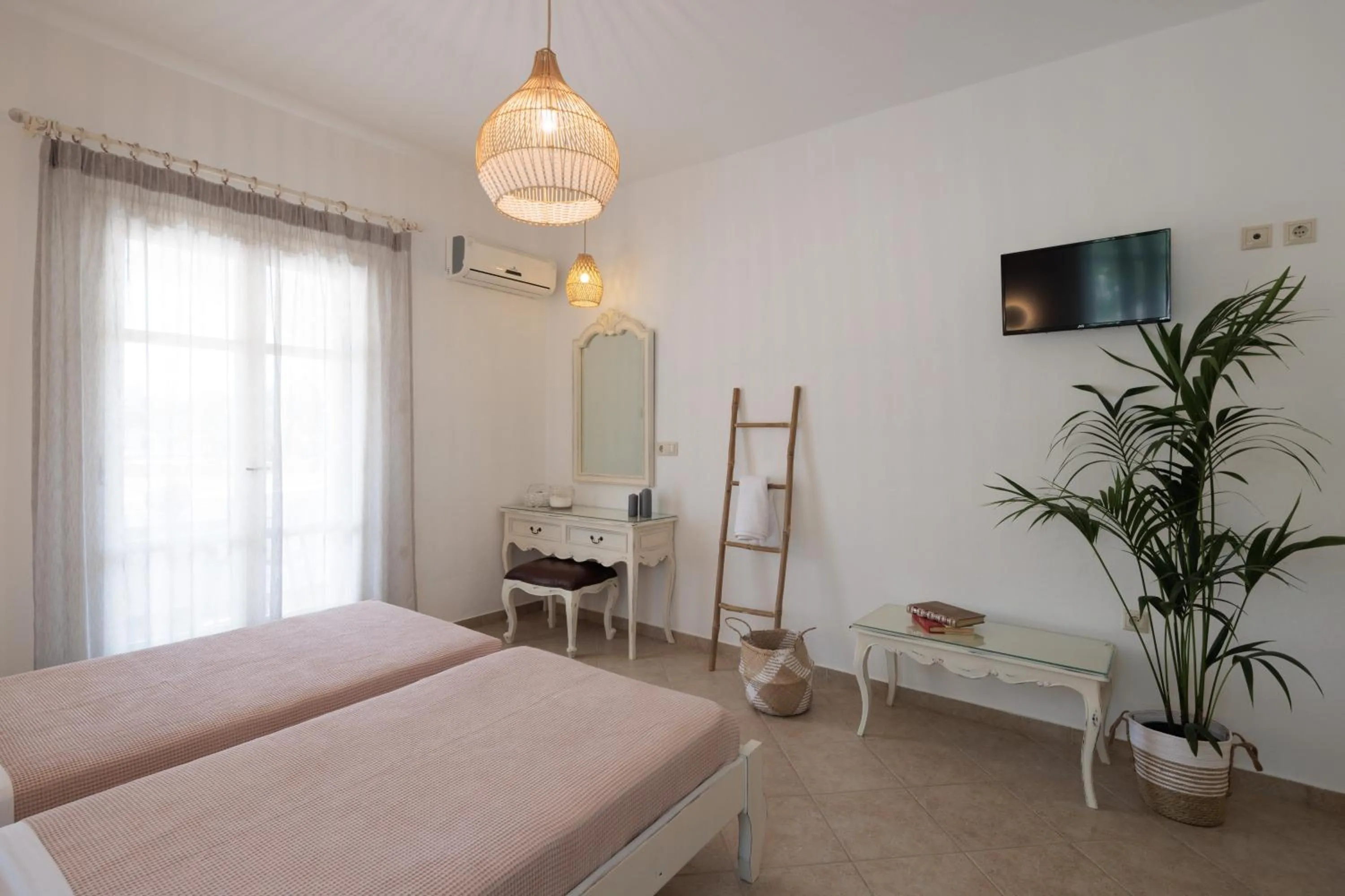 Bedroom, Bed in Maria's Rooms & Studios