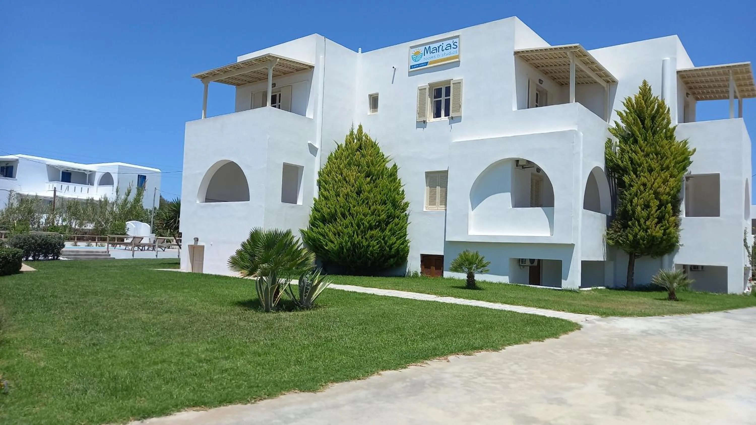 Property building in Maria's Rooms & Studios