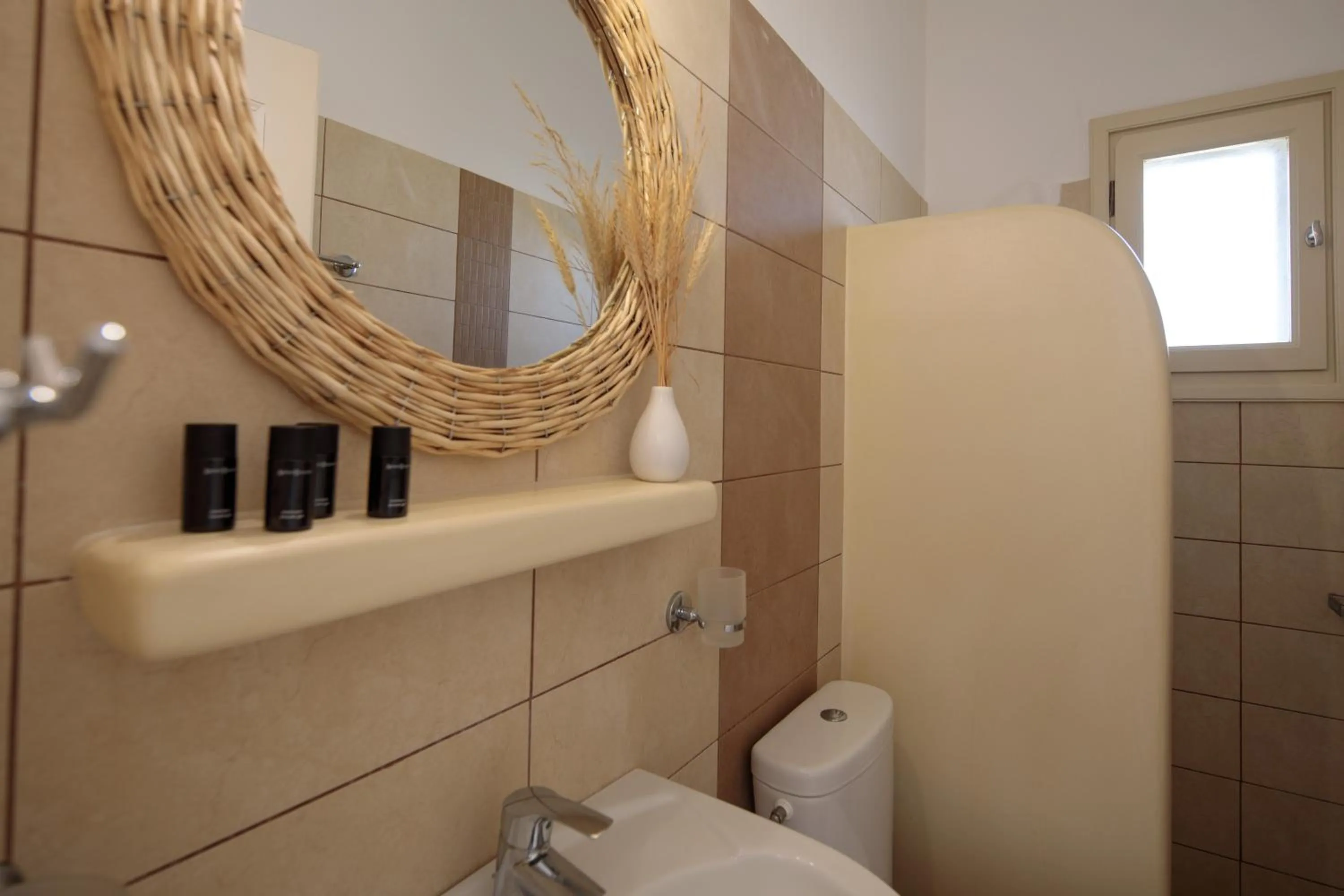 Bathroom in Maria's Rooms & Studios