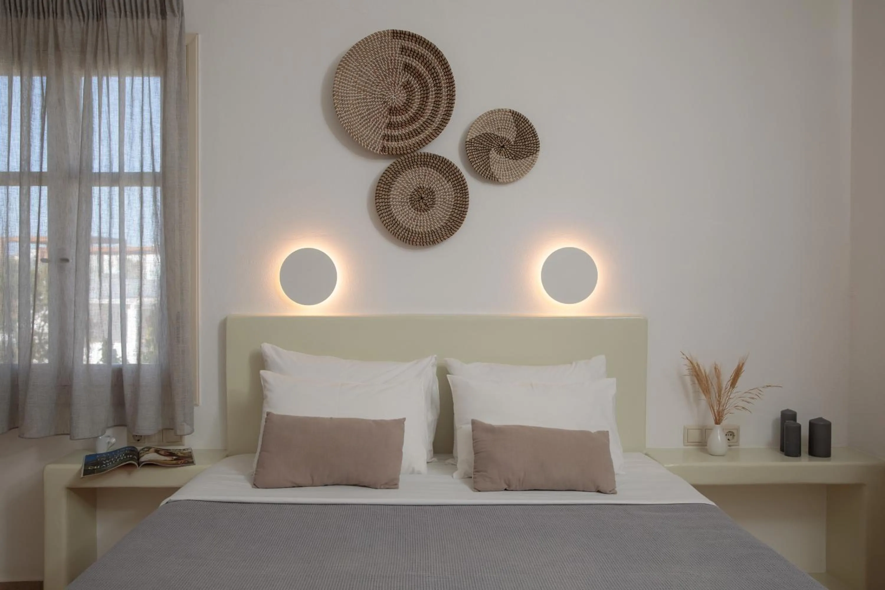 Bed in Maria's Rooms & Studios