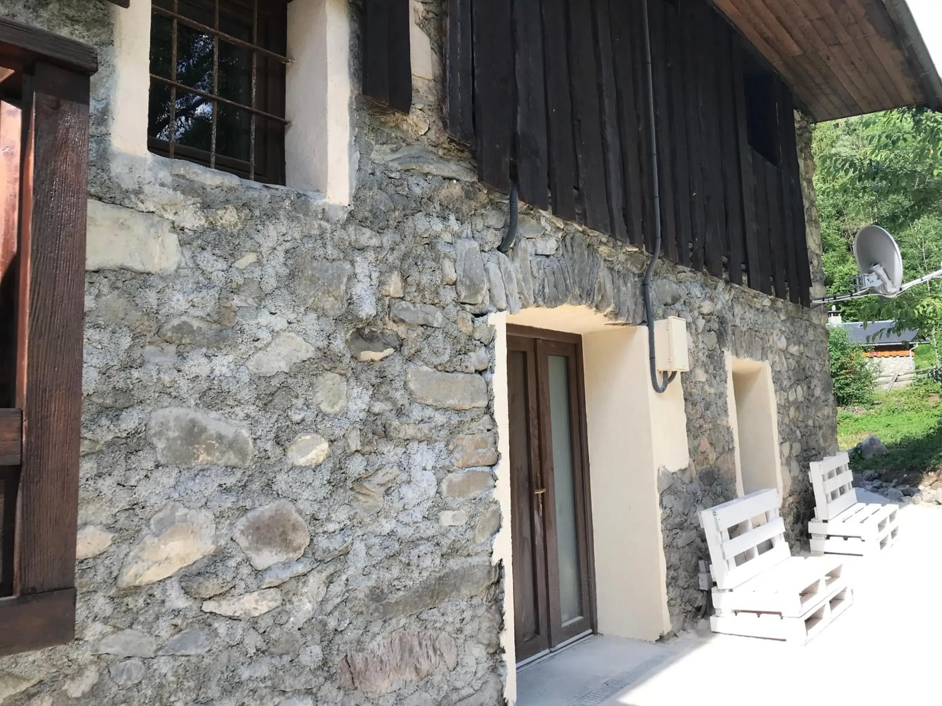 Deluxe Double Room with Terrace in AU SOMMET DES NARCISSES Deluxe Double Room with Terrace in AU SOMMET DES NARCISSES