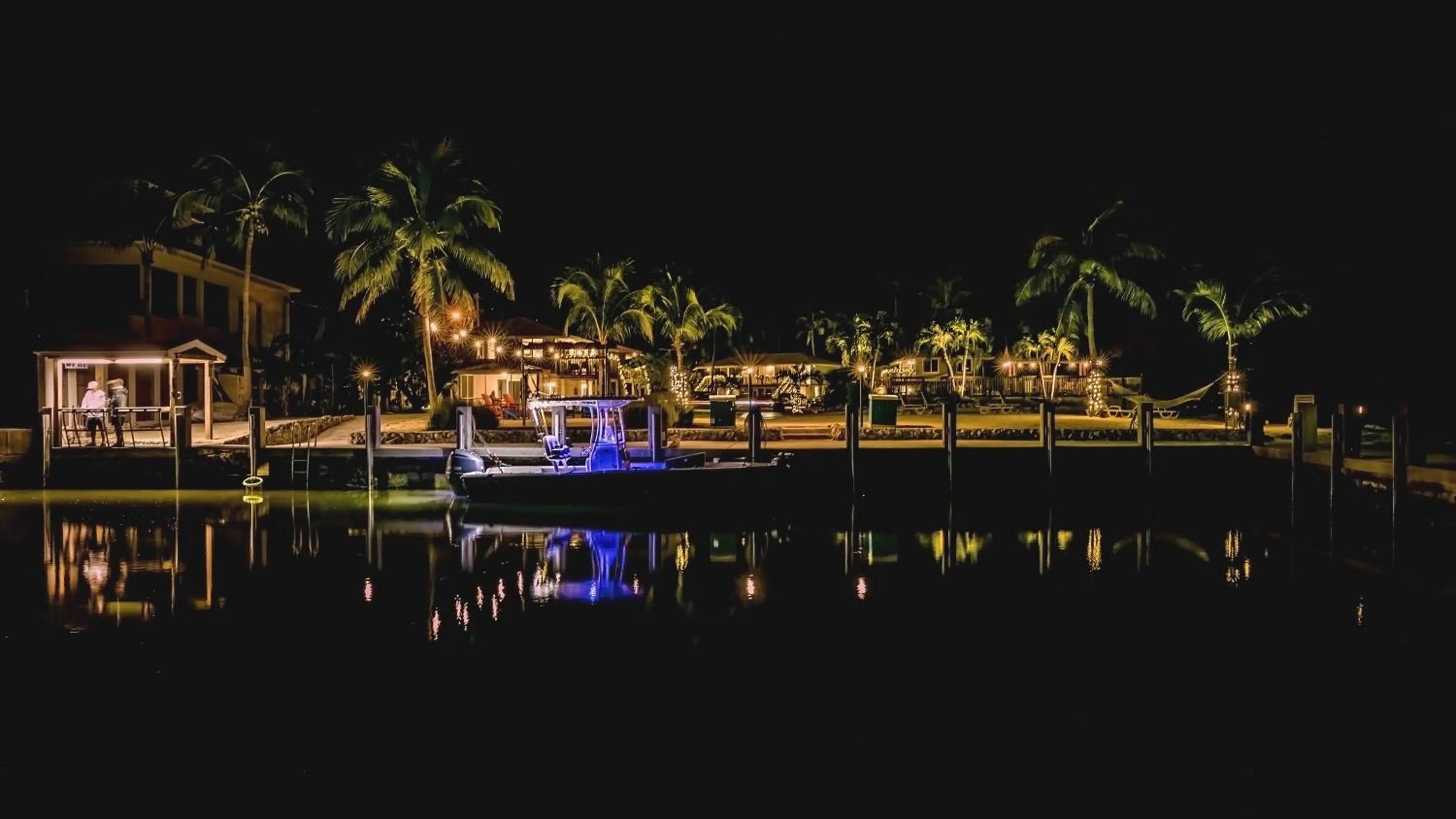 Ragged Edge Resort & Marina