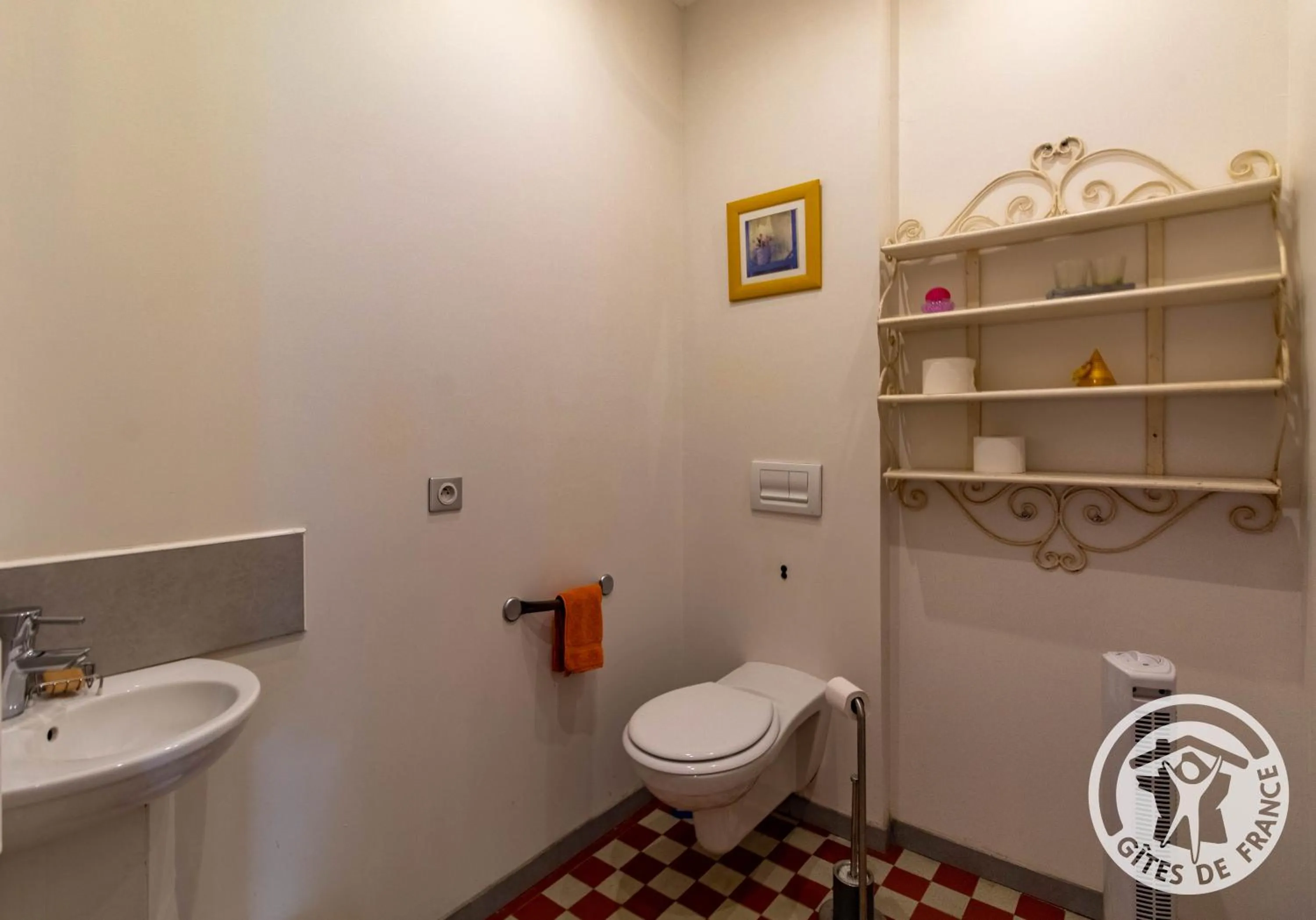 Toilet in Manoir d'Orbé