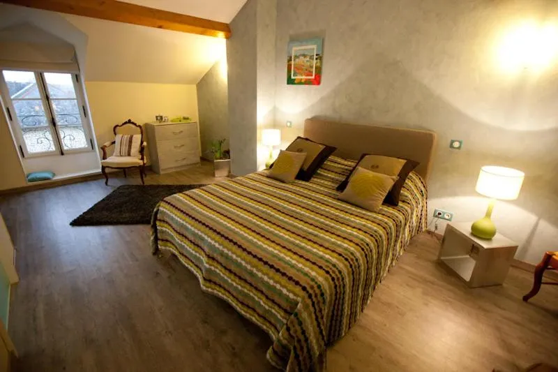Bed in Manoir d'Orbé