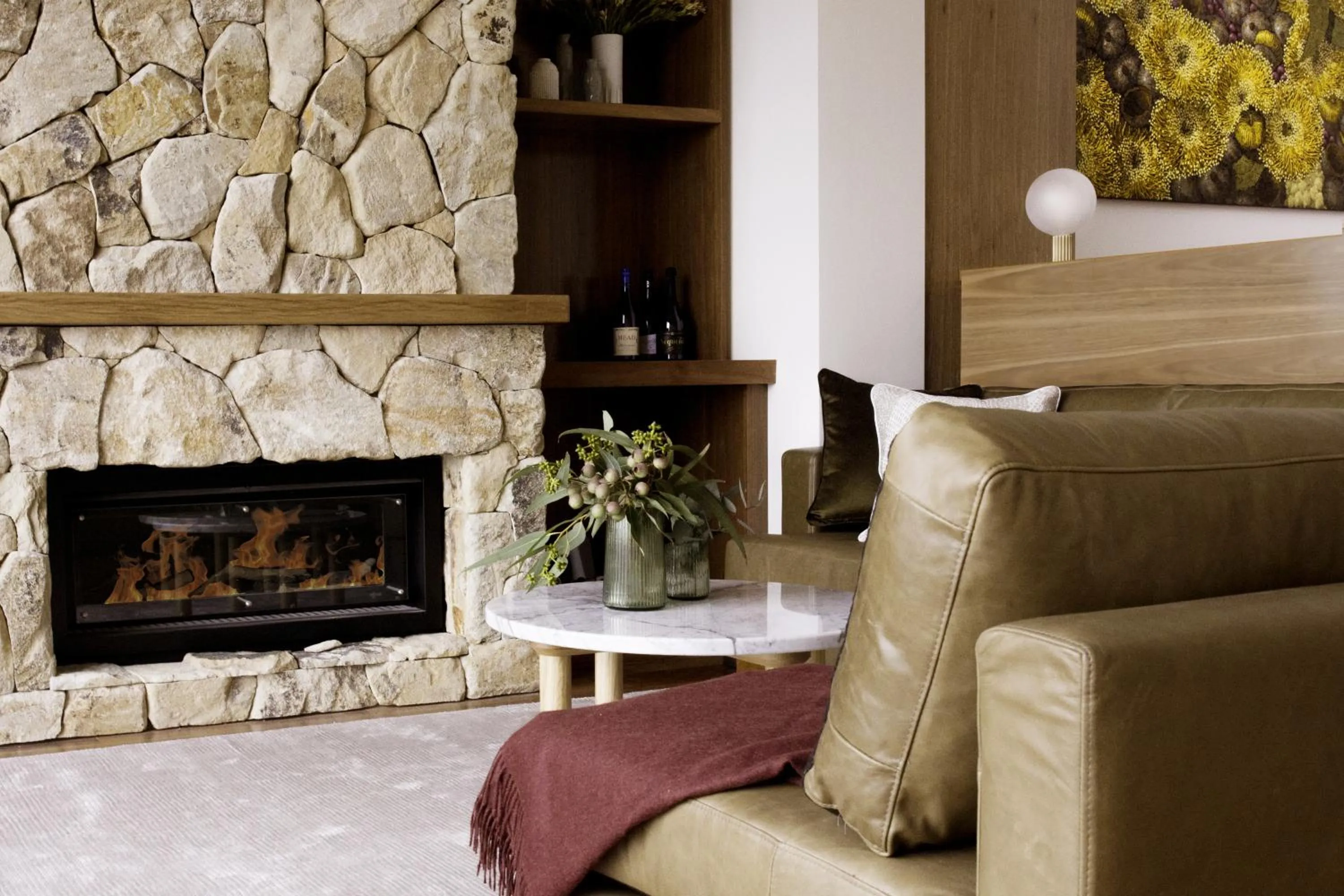 Living room in Sequoia Lodge