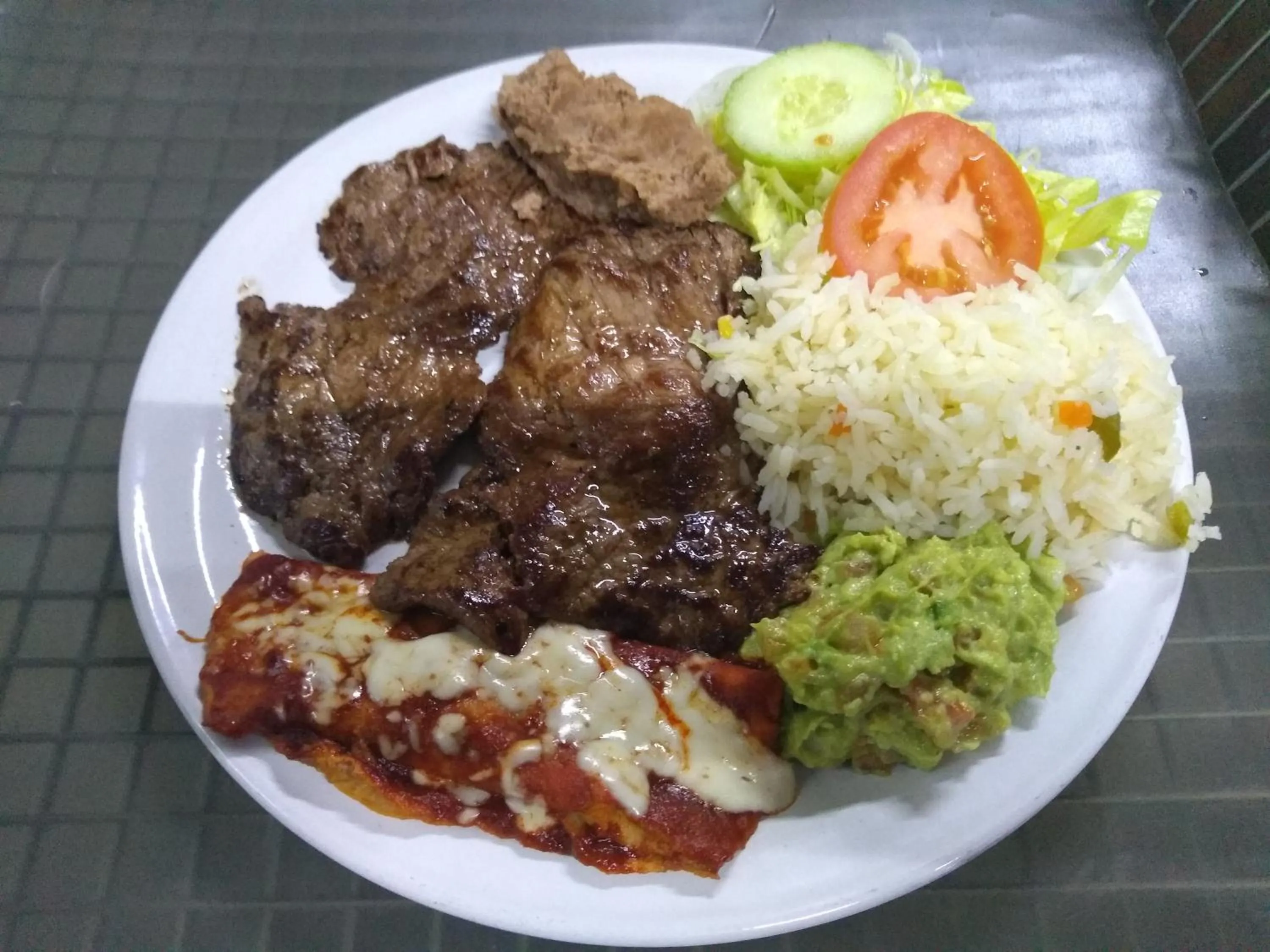 Restaurant/places to eat in Hotel Jiménez Plaza