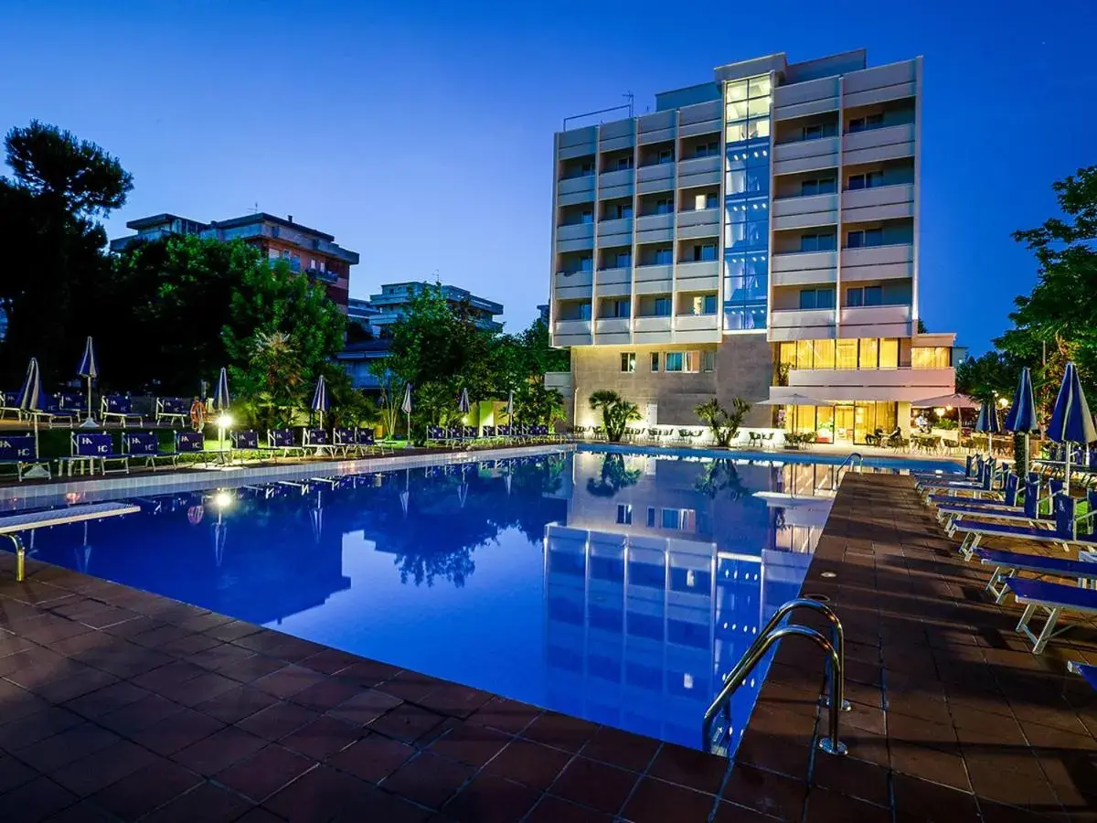 Garden view, Swimming Pool in Hotel Ambasciatori