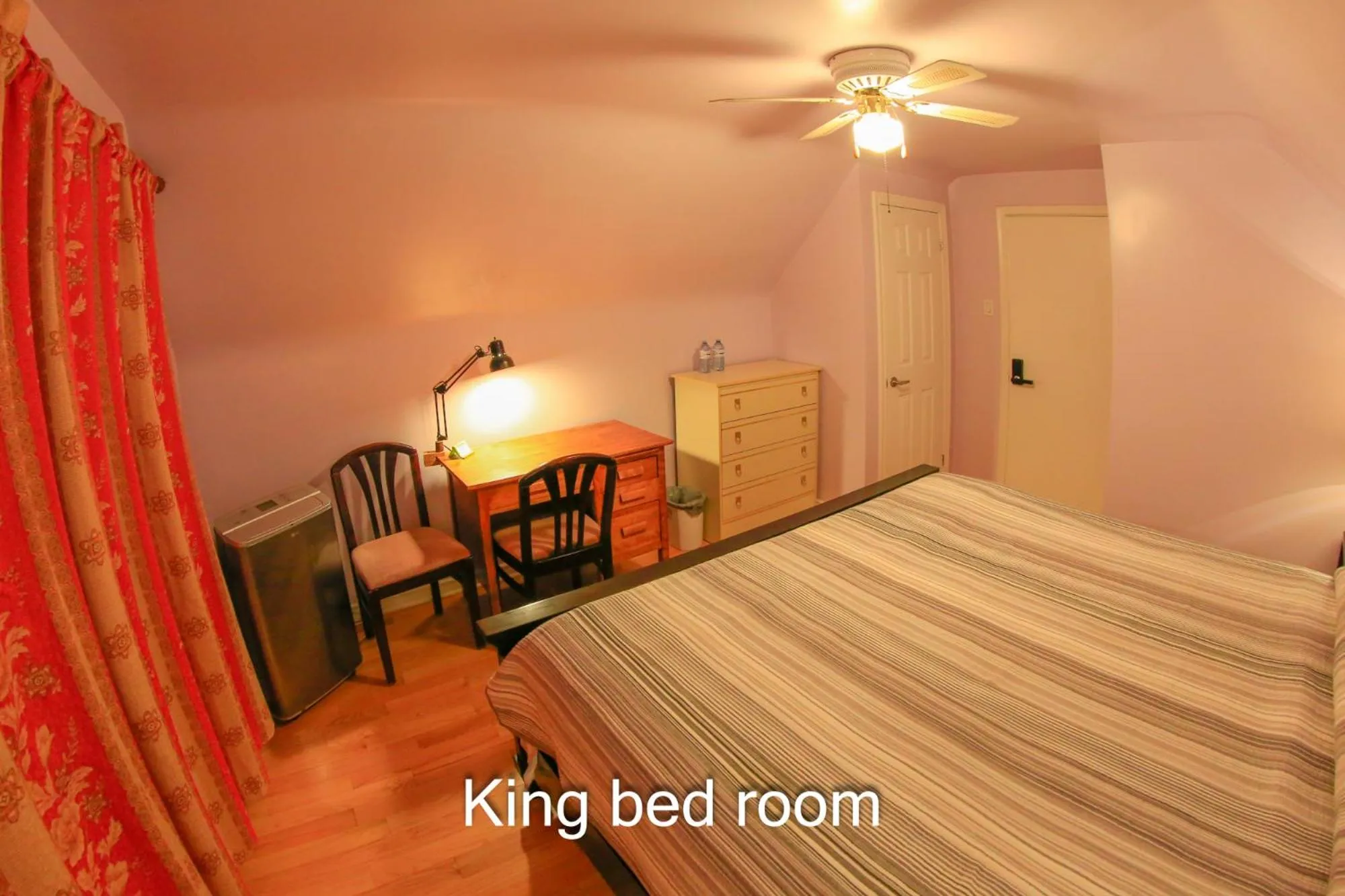 Bed in Comfort Home Toronto