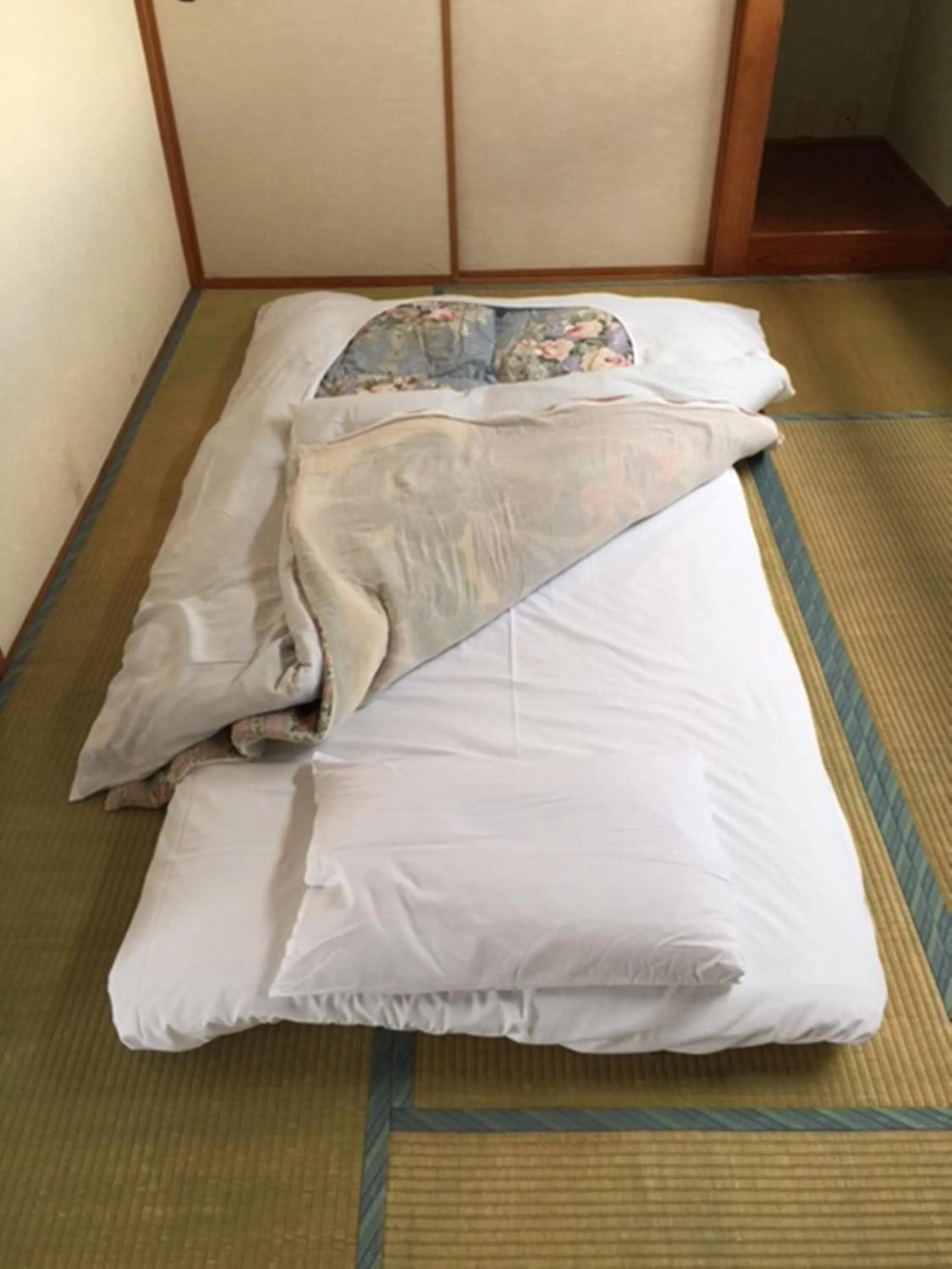 Bedroom, Bed in Fuji Gotemba Condominium Tannpopo