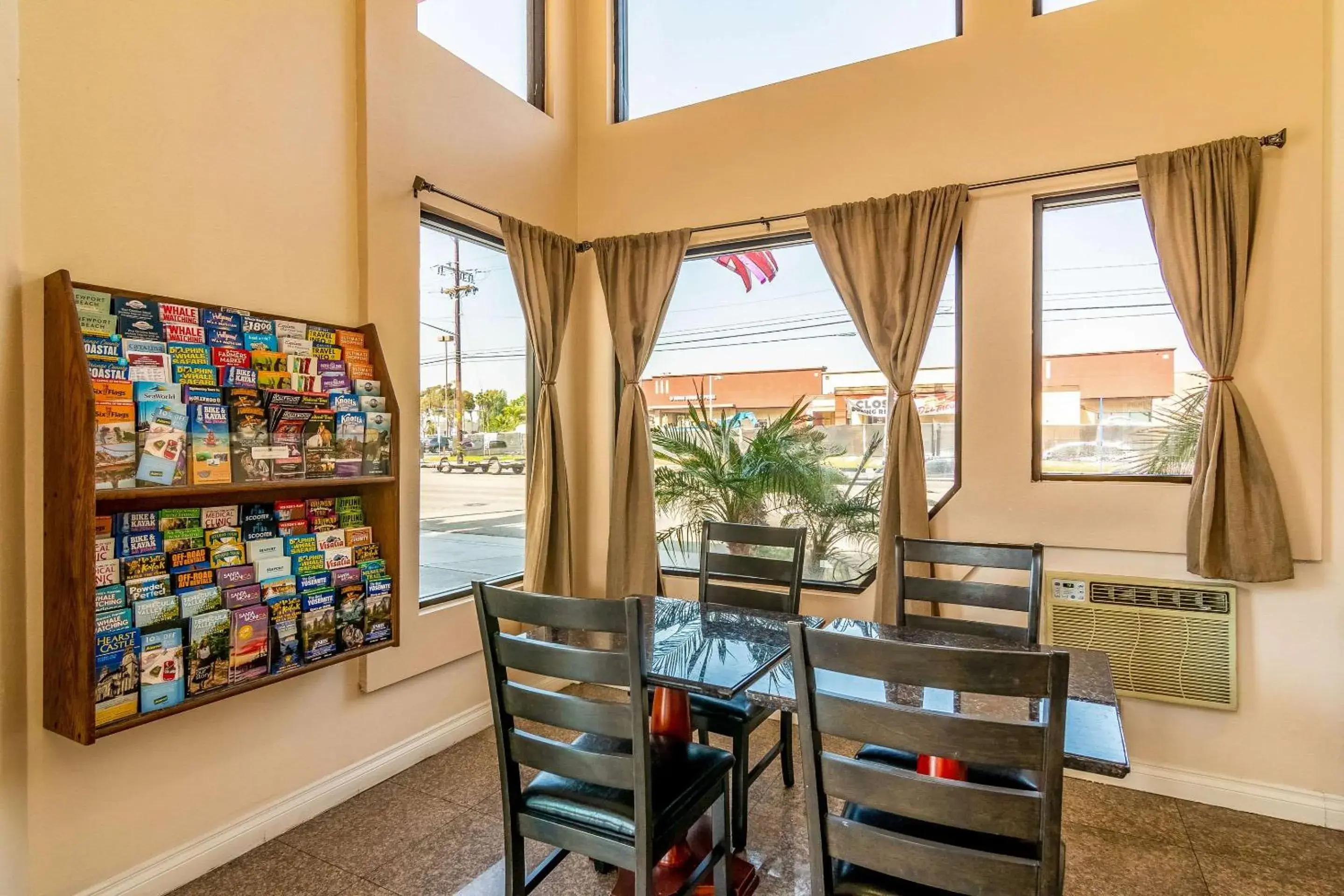 Breakfast in Rodeway Inn Artesia Cerritos Breakfast in Rodeway Inn Artesia Cerritos