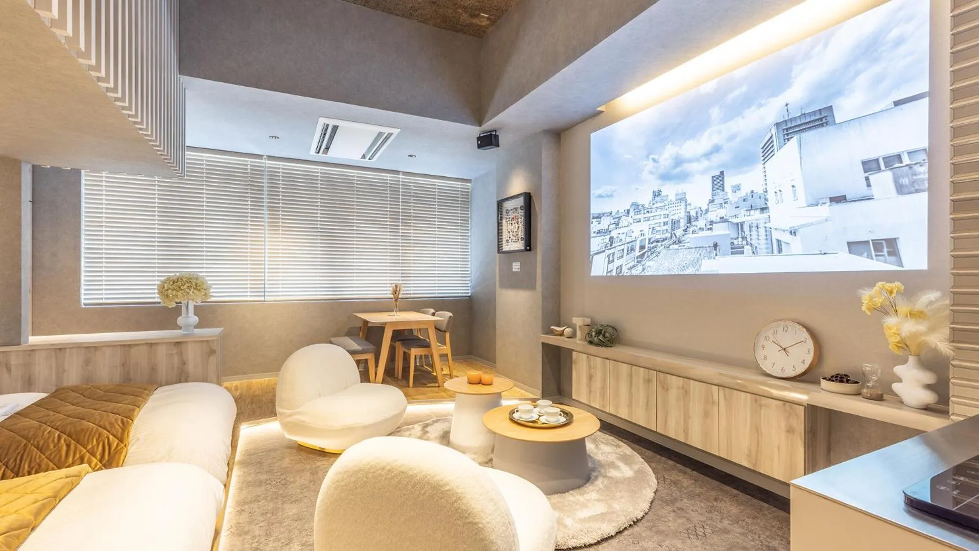 TV and multimedia in ビル泊 -Birupaku Decentralized Hotel-