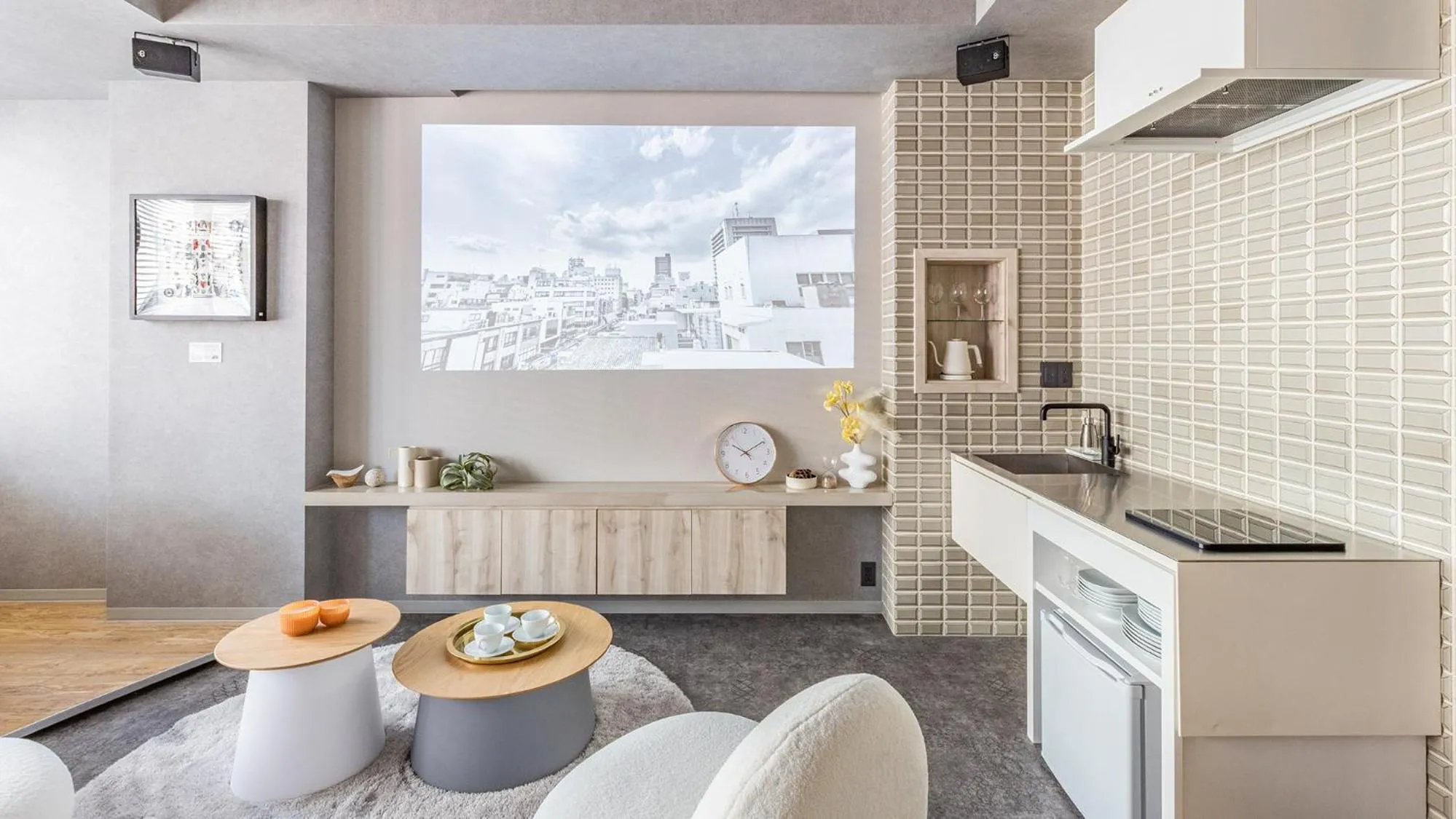 TV and multimedia in ビル泊 -Birupaku Decentralized Hotel-