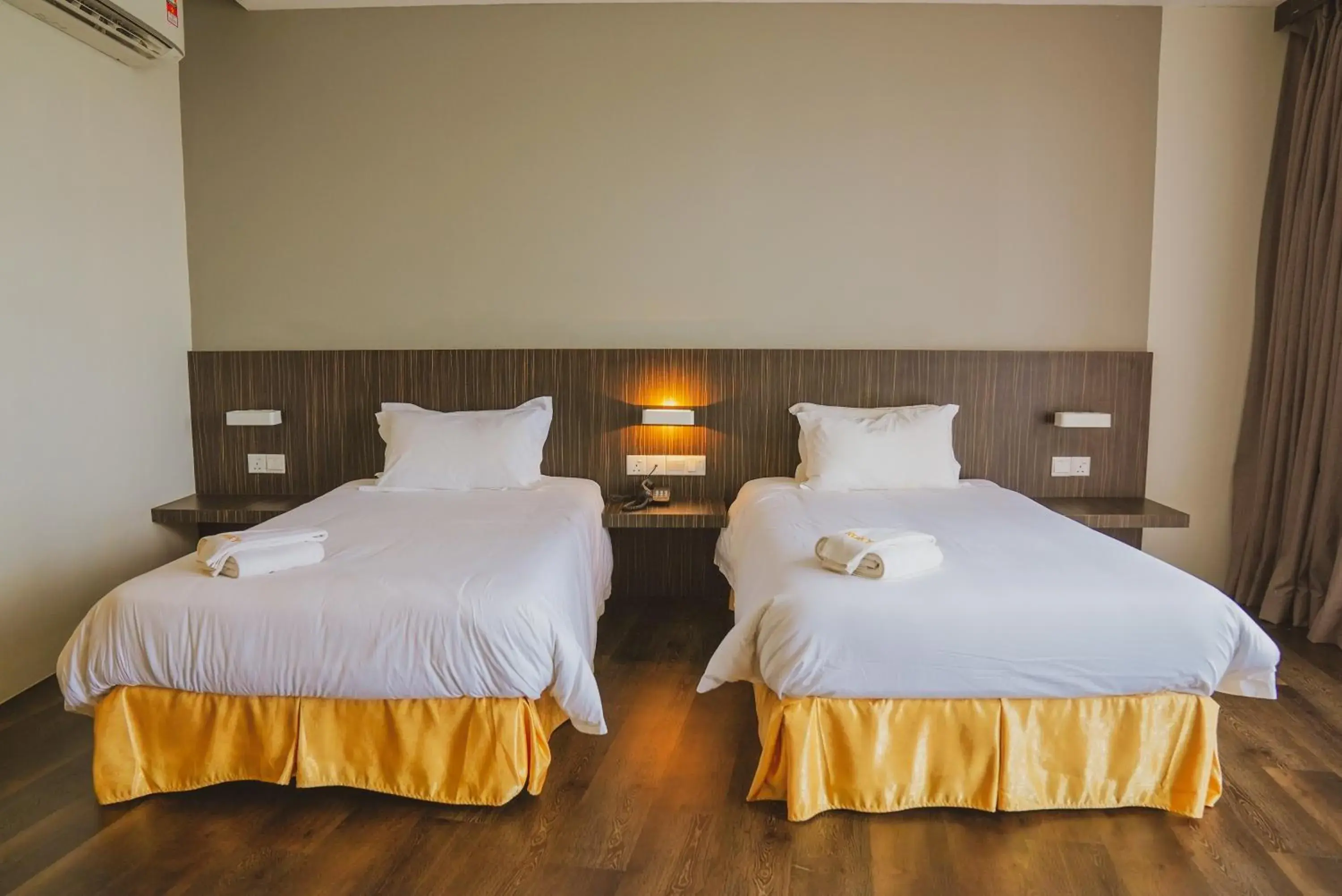 Bedroom, Bed in Roxy Hotel Serian Bedroom, Bed in Roxy Hotel Serian