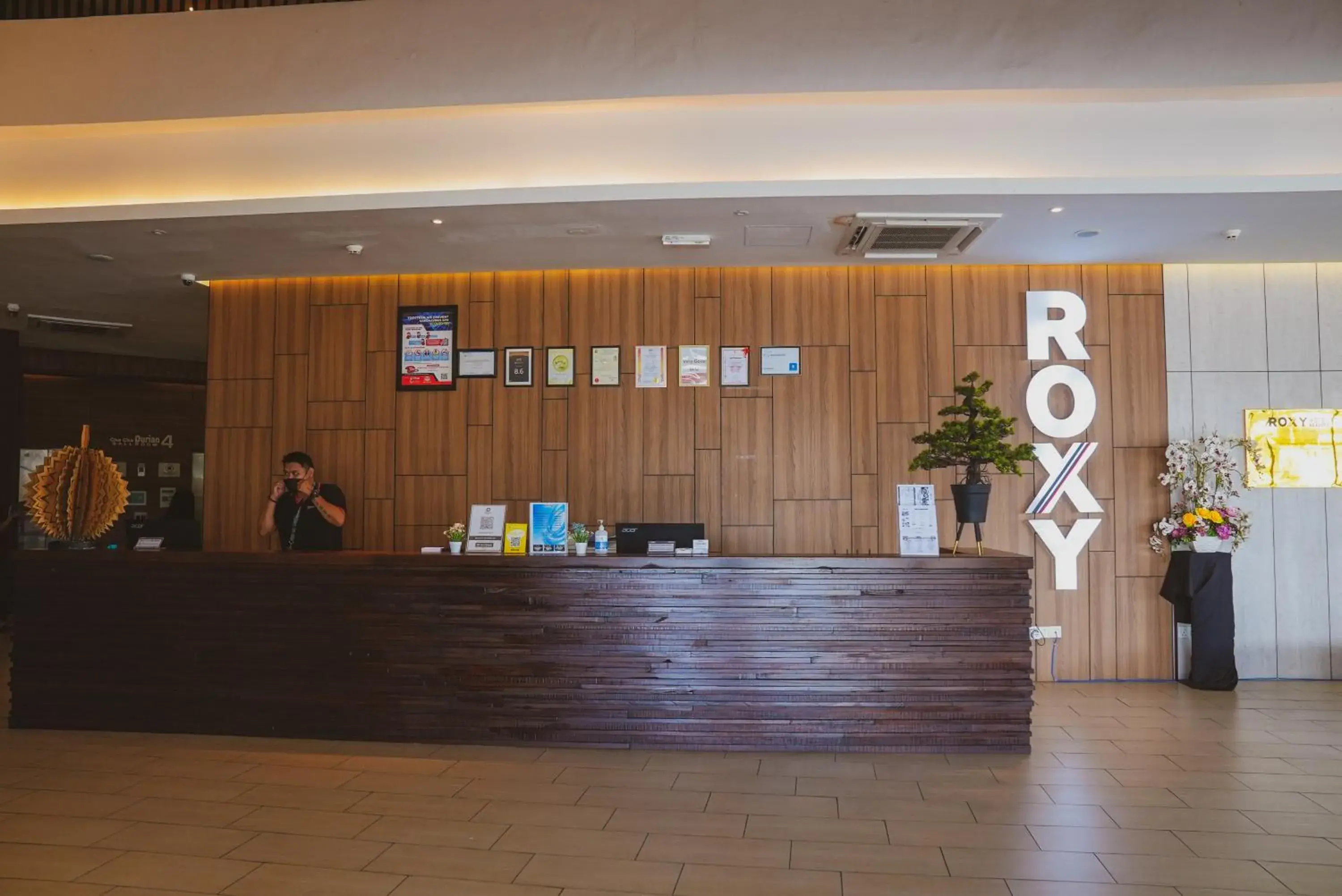 Lobby or reception in Roxy Hotel Serian Lobby or reception in Roxy Hotel Serian