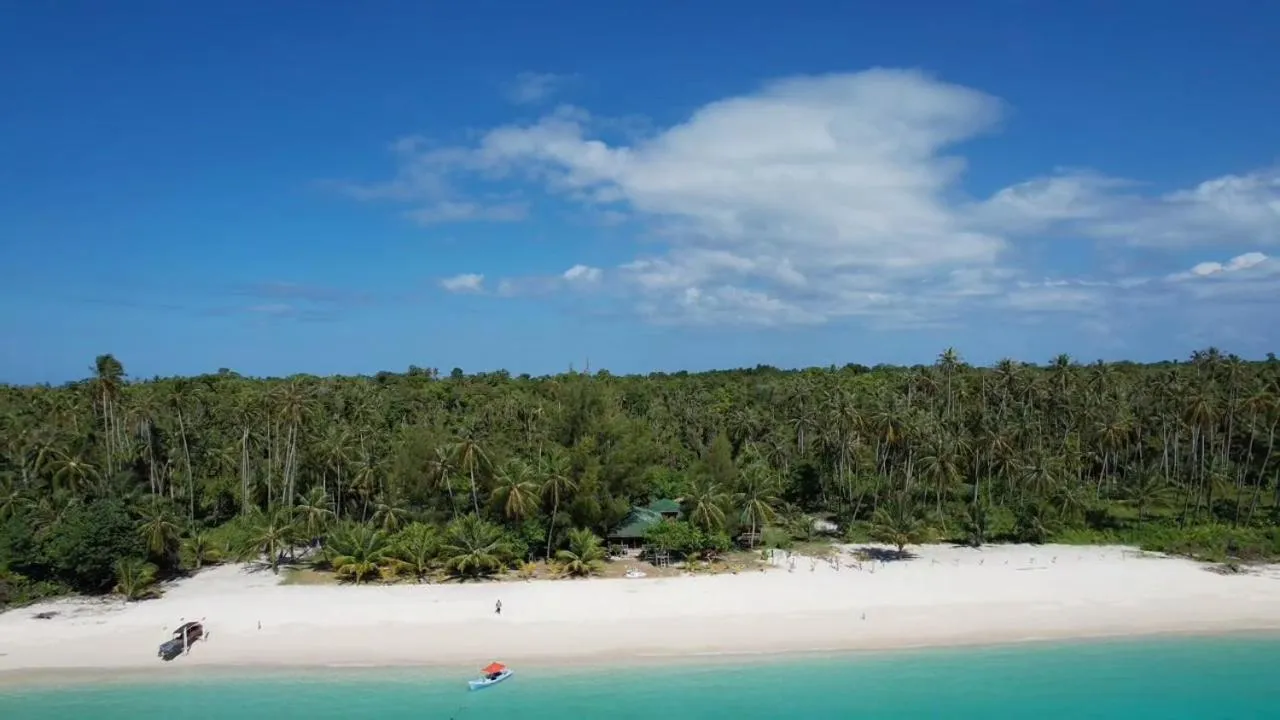 MB Palambak Island Resort Pulau Banyak Aceh Singkil