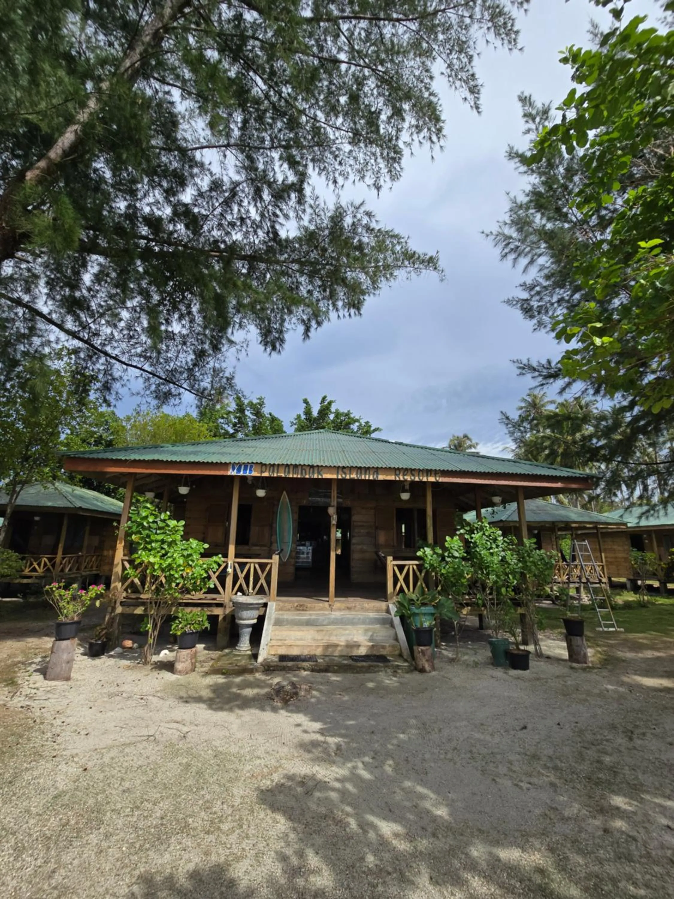 MB Palambak Island Resort Pulau Banyak Aceh Singkil