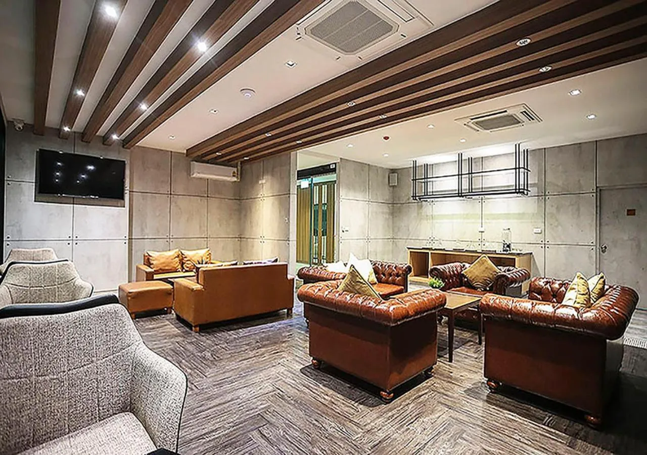 Communal lounge/ TV room in Hotel Fuse Rayong