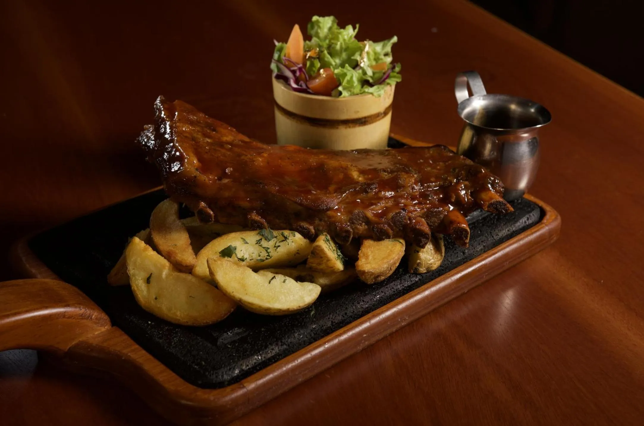 Grand Victoria Boutique Hotel