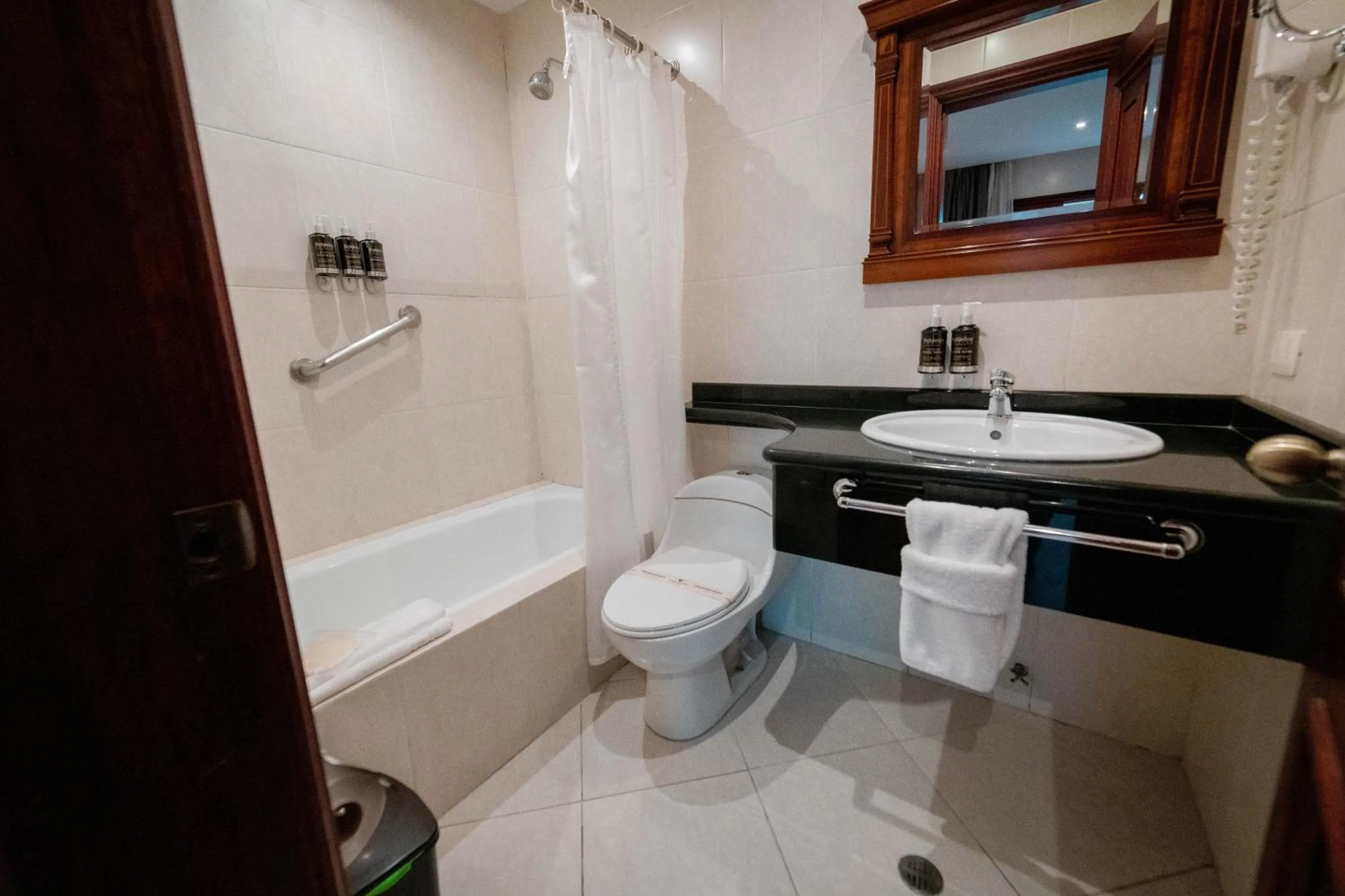 Grand Victoria Boutique Hotel