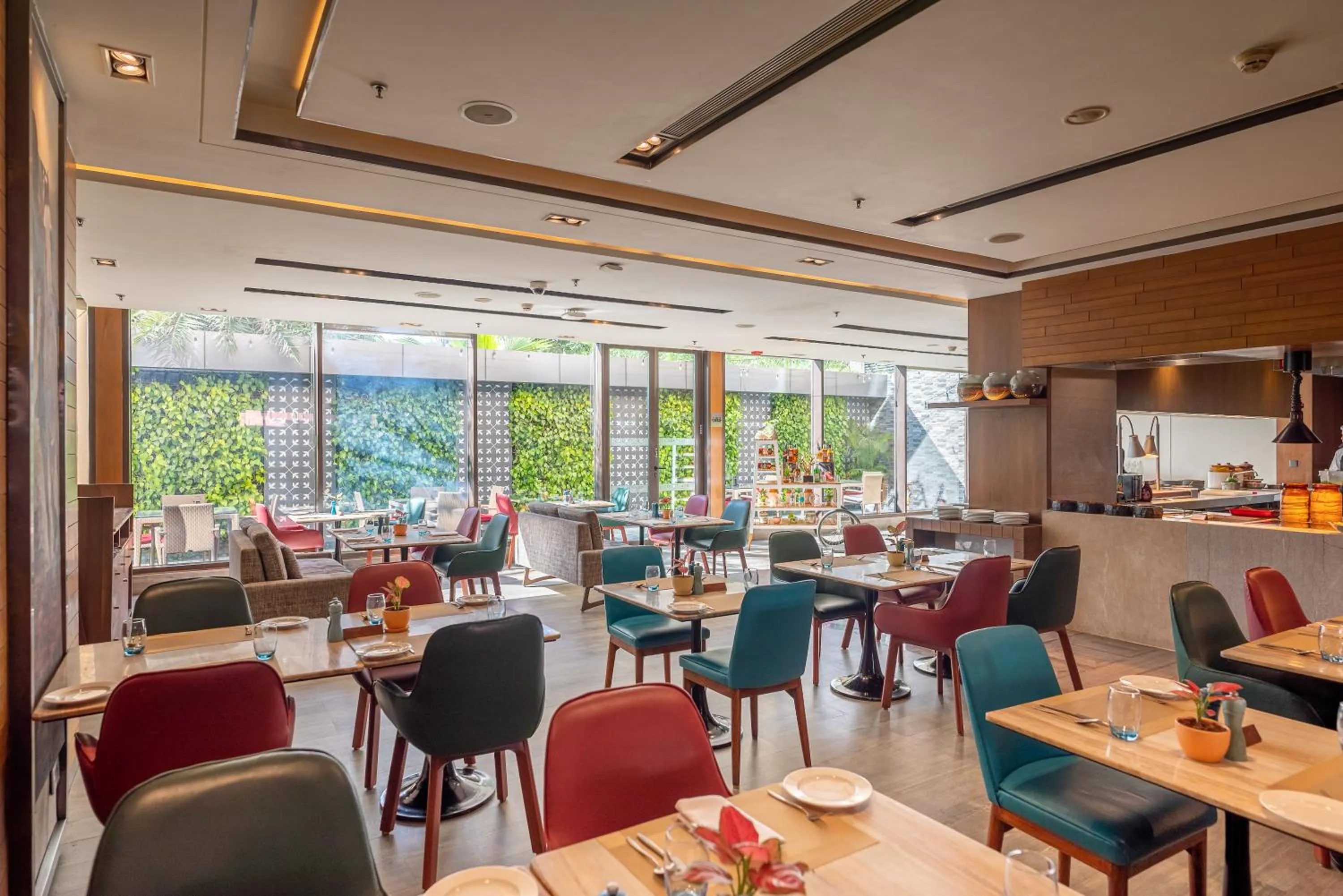 Restaurant/places to eat in Courtyard by Marriott Amritsar