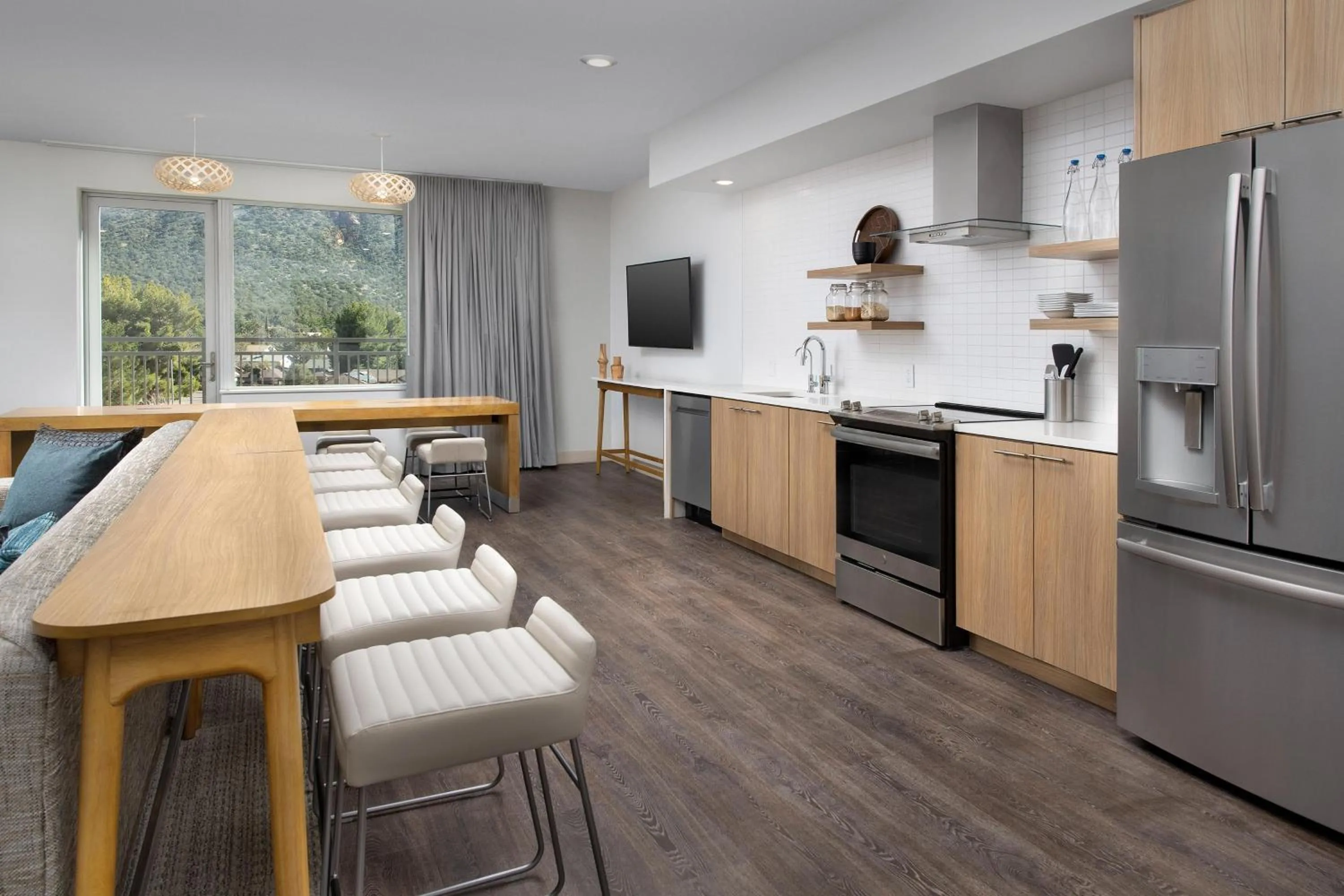 Kitchen or kitchenette in Element Sedona