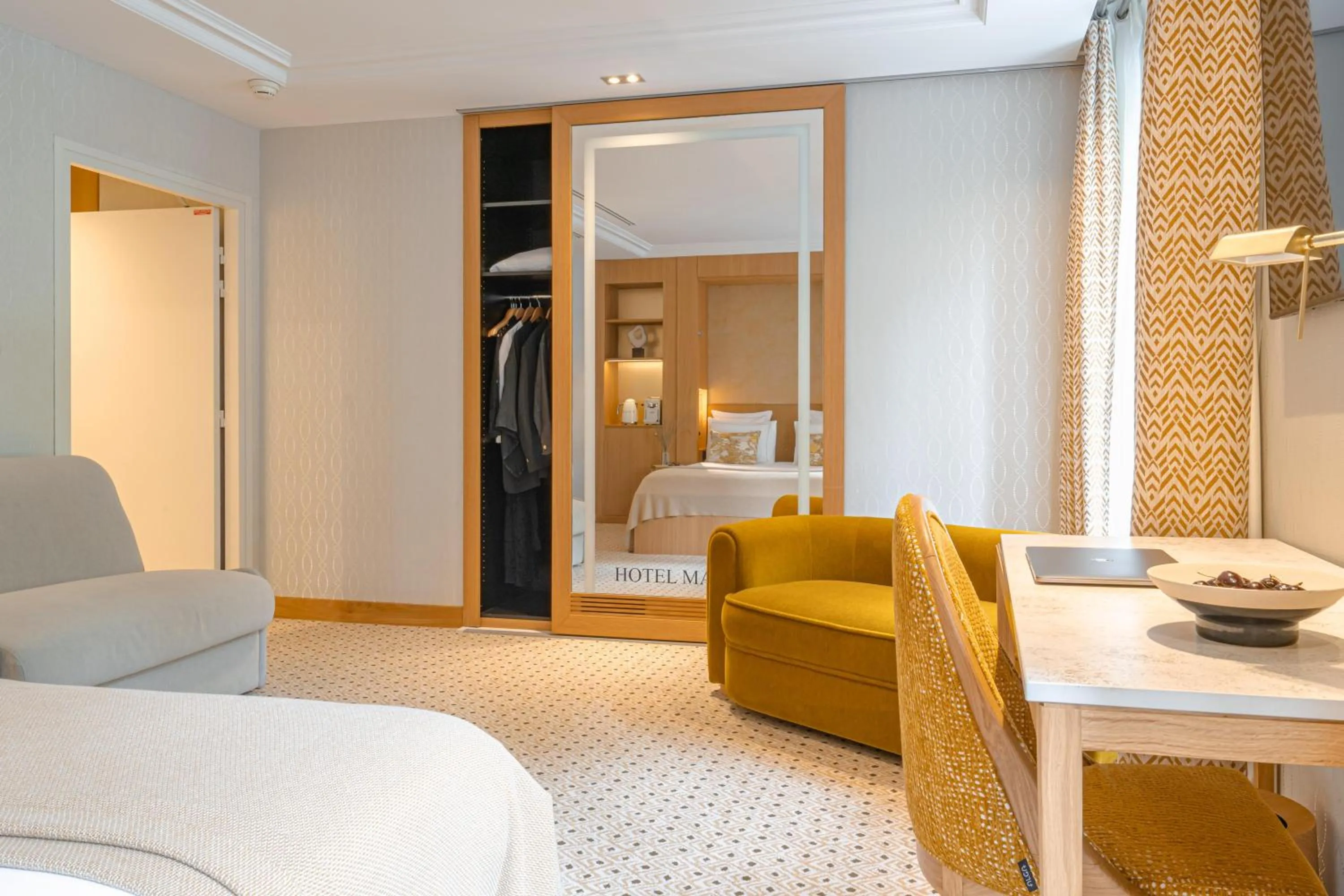 Bed in Hôtel Madison