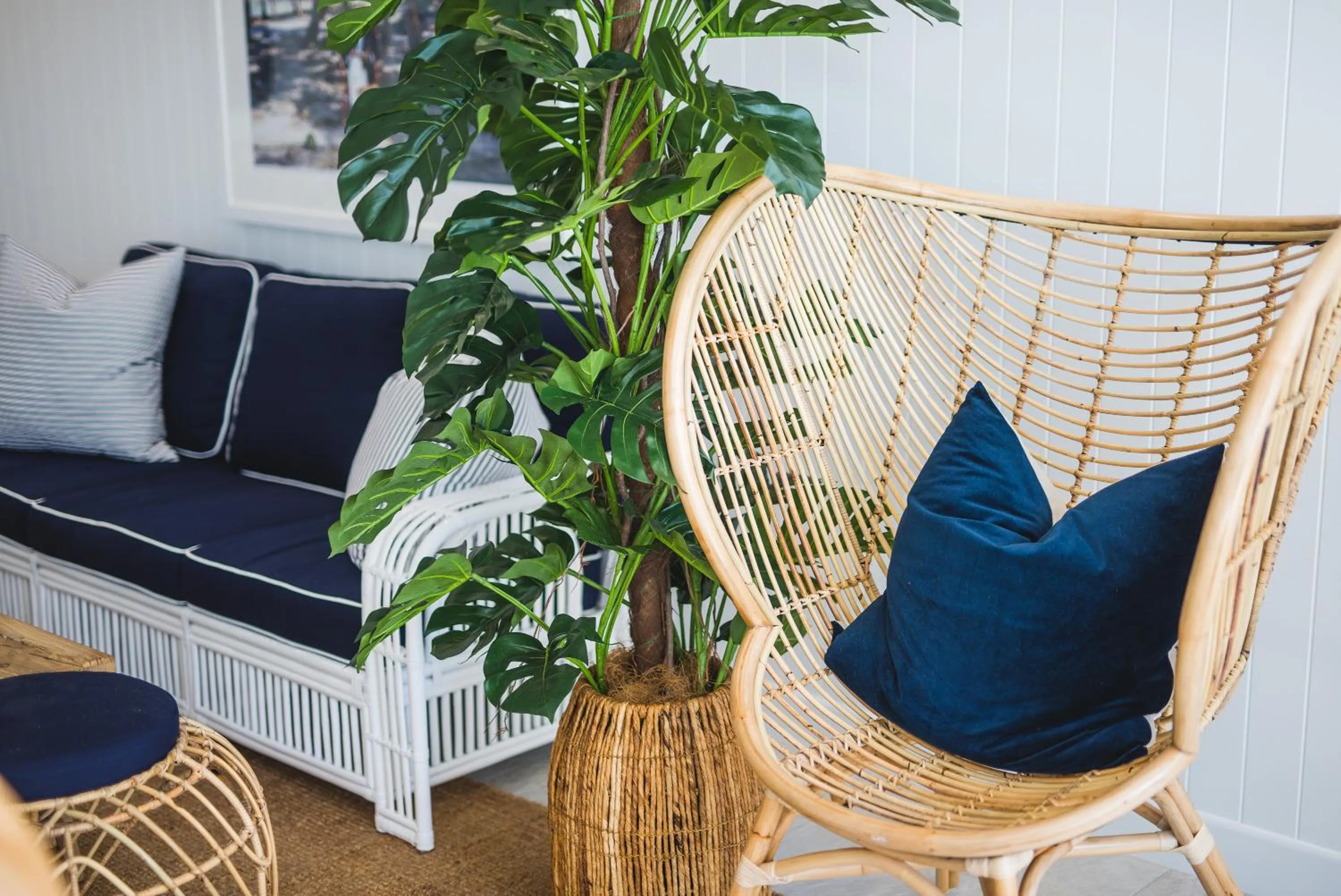 Communal lounge/ TV room in Tingirana Noosa