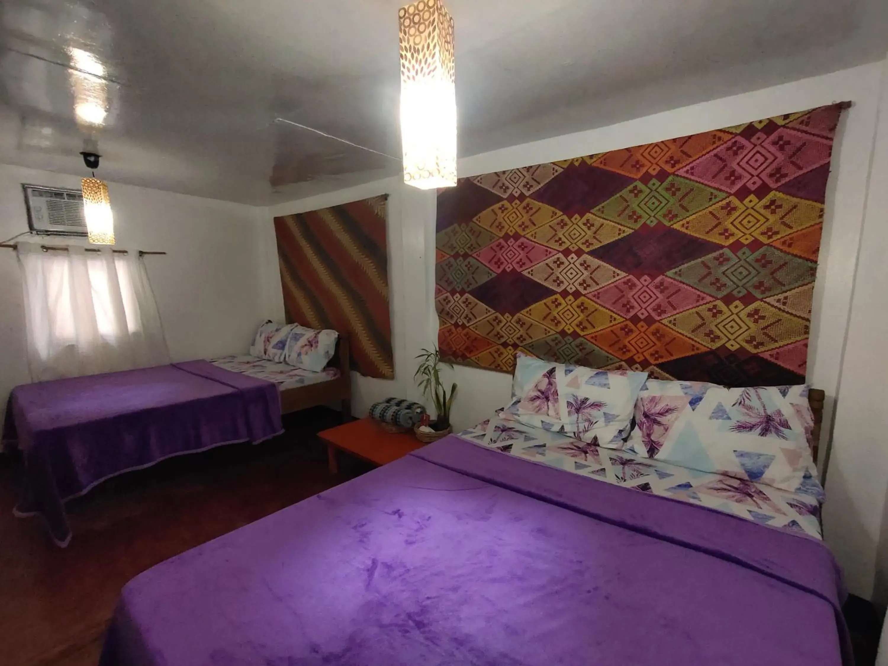Classic Quadruple Room in Purple Homestay Hillside Classic Quadruple Room in Purple Homestay Hillside