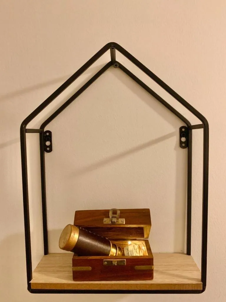 New Hostel Berlin Mitte FREE SNACK hot tea and coffee