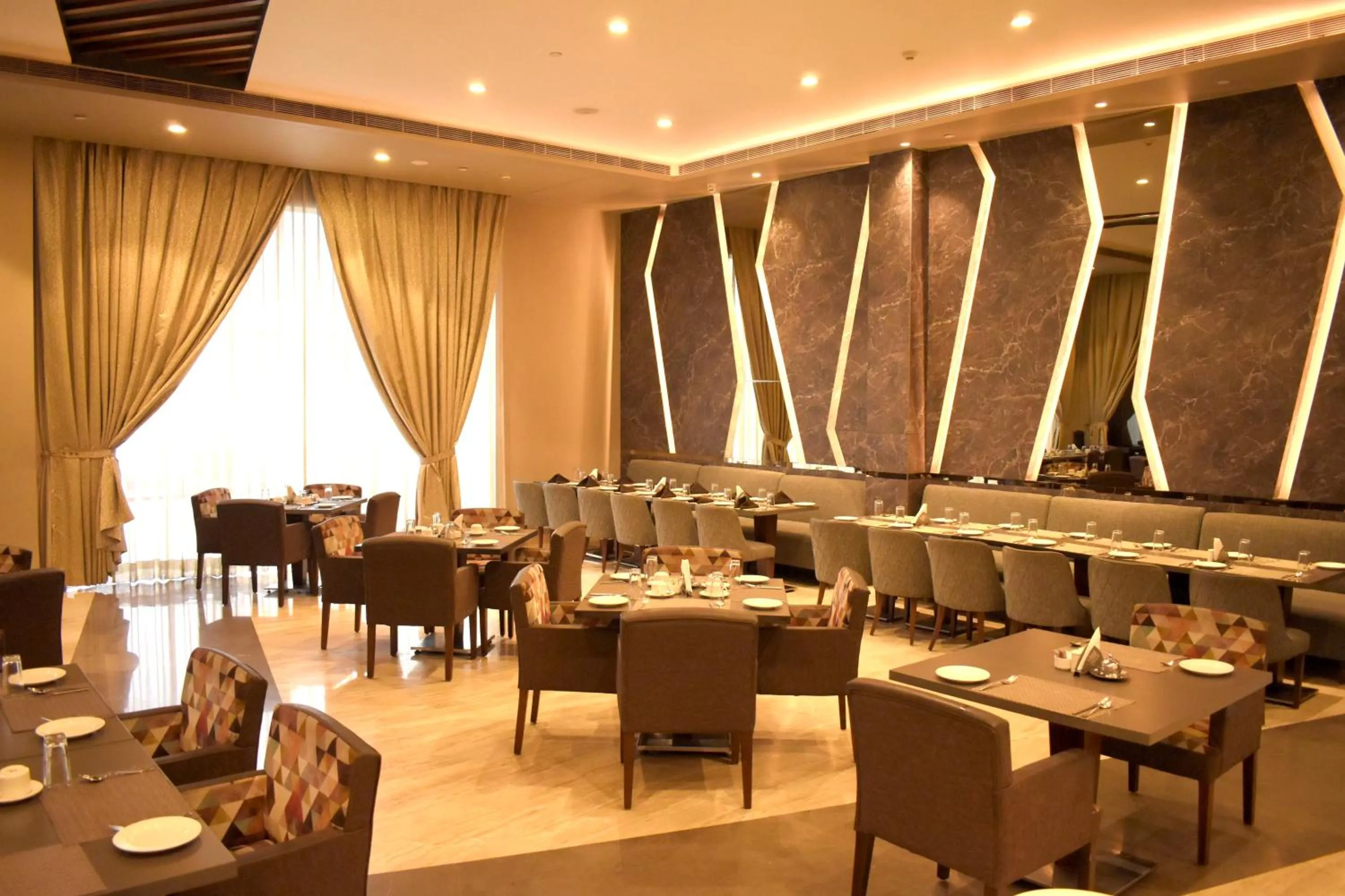 Restaurant/places to eat in Ramada by Wyndham Aligarh GT Road