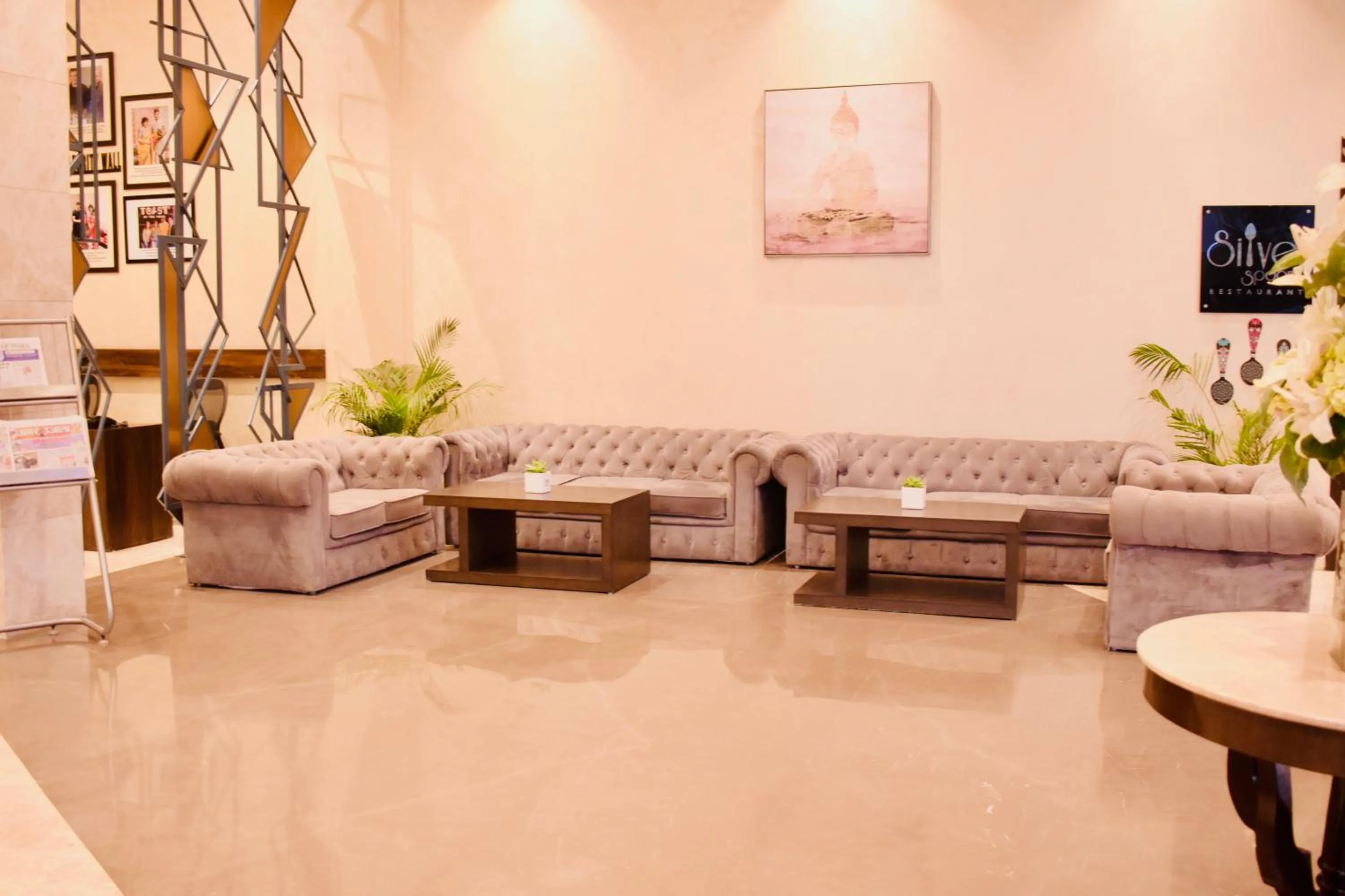 Lobby or reception in Ramada by Wyndham Aligarh GT Road