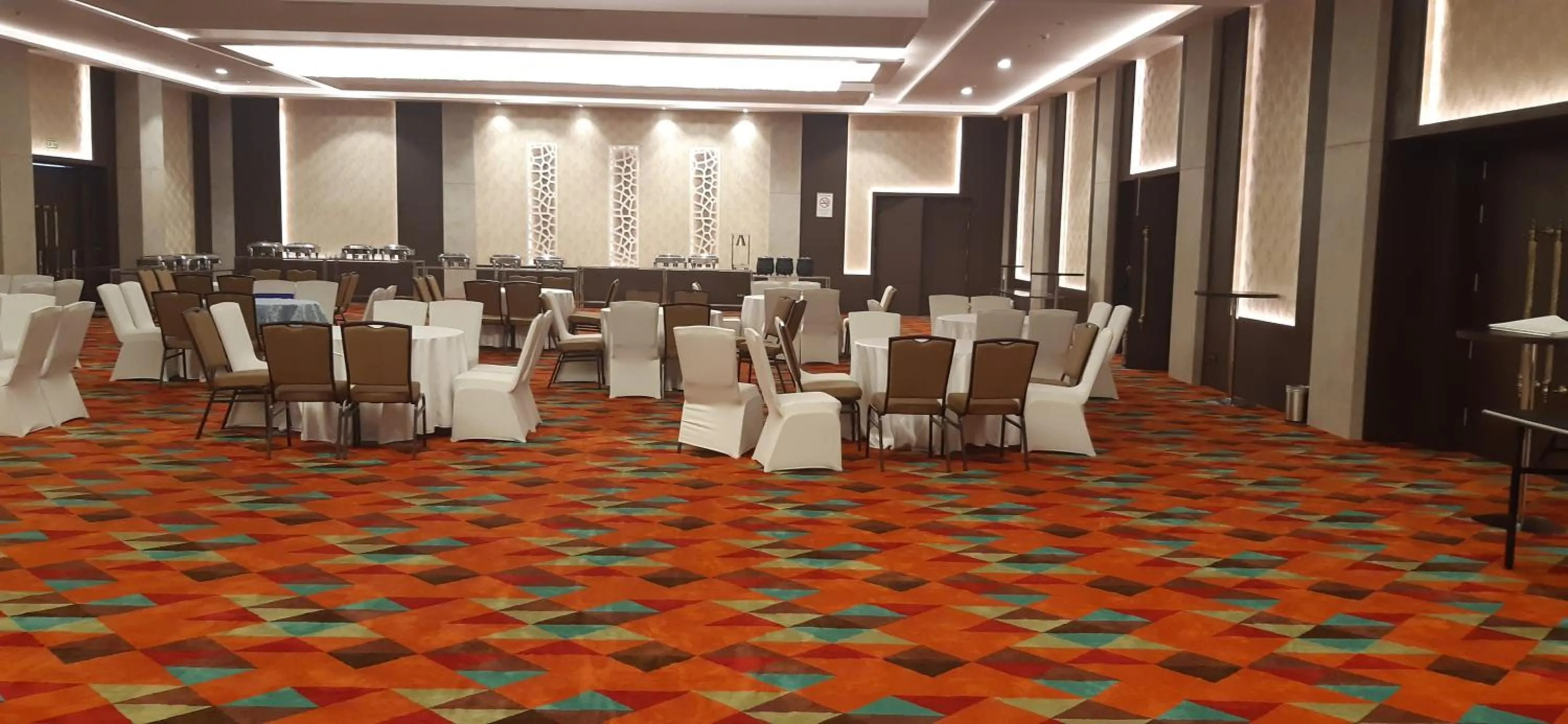 Banquet/Function facilities in Ramada by Wyndham Aligarh GT Road