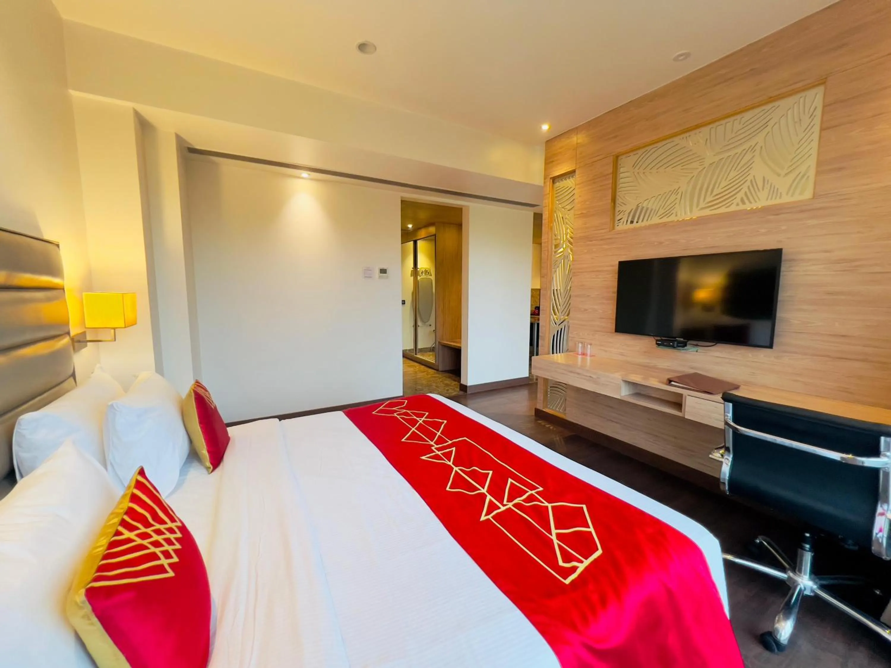 Bedroom, Bed in Ramada by Wyndham Aligarh GT Road